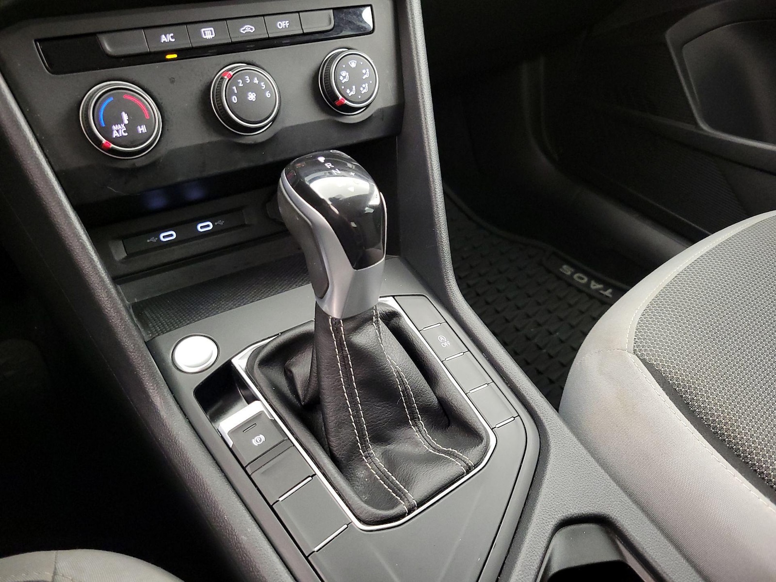 2022 Volkswagen Taos S - Photo 18