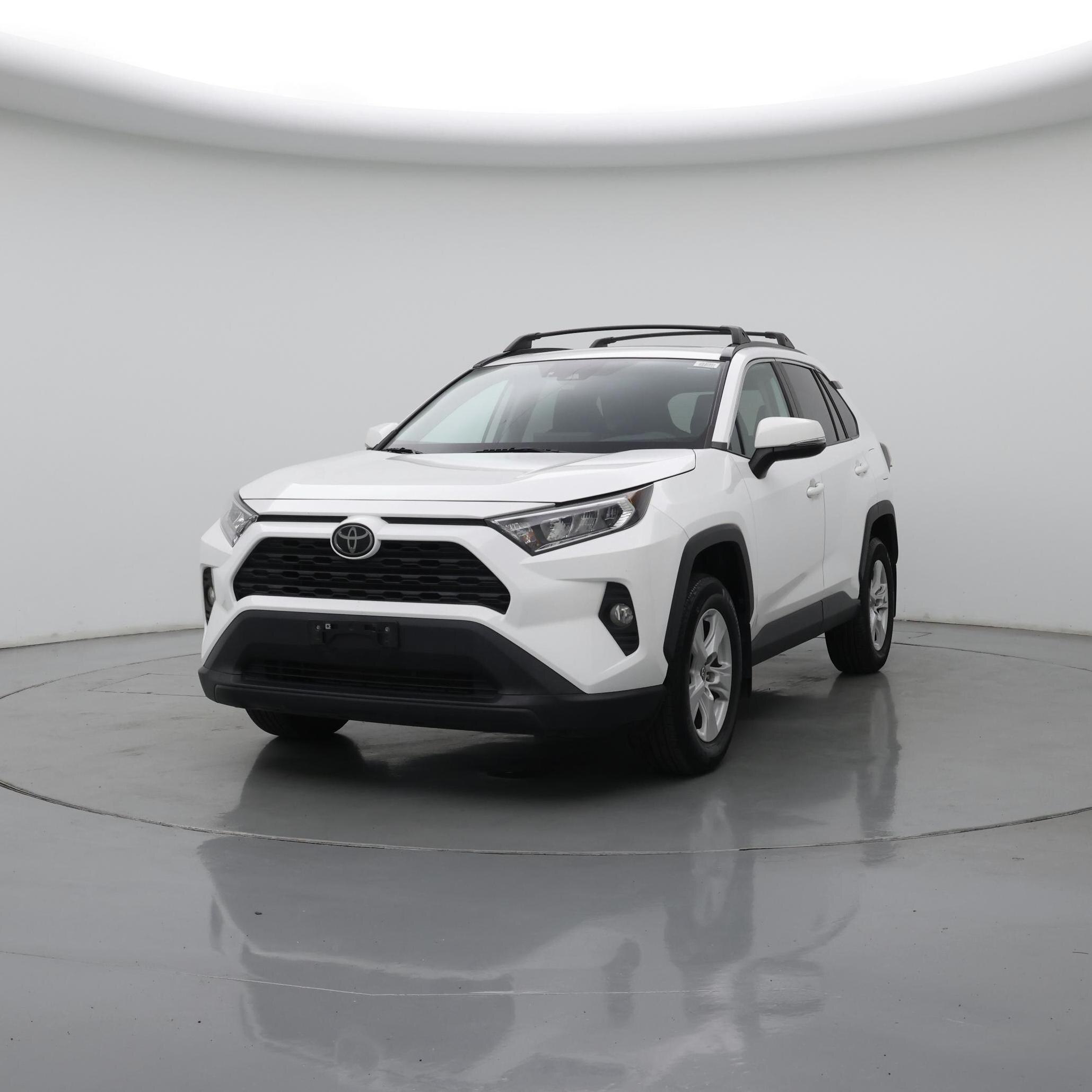 Thumbnail: 2021 Toyota RAV4 - 4