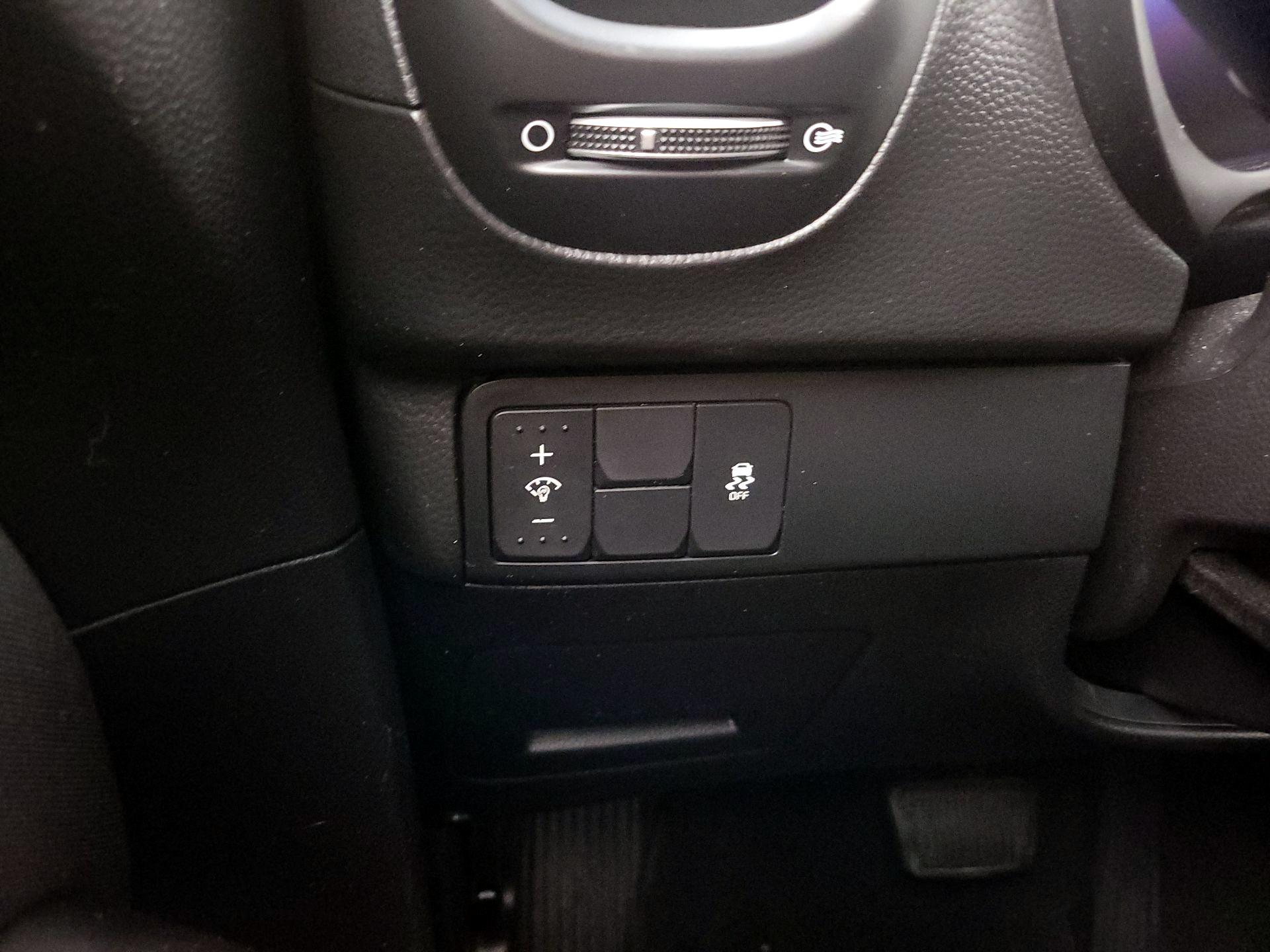 Thumbnail: 2019 Kia Soul - 13