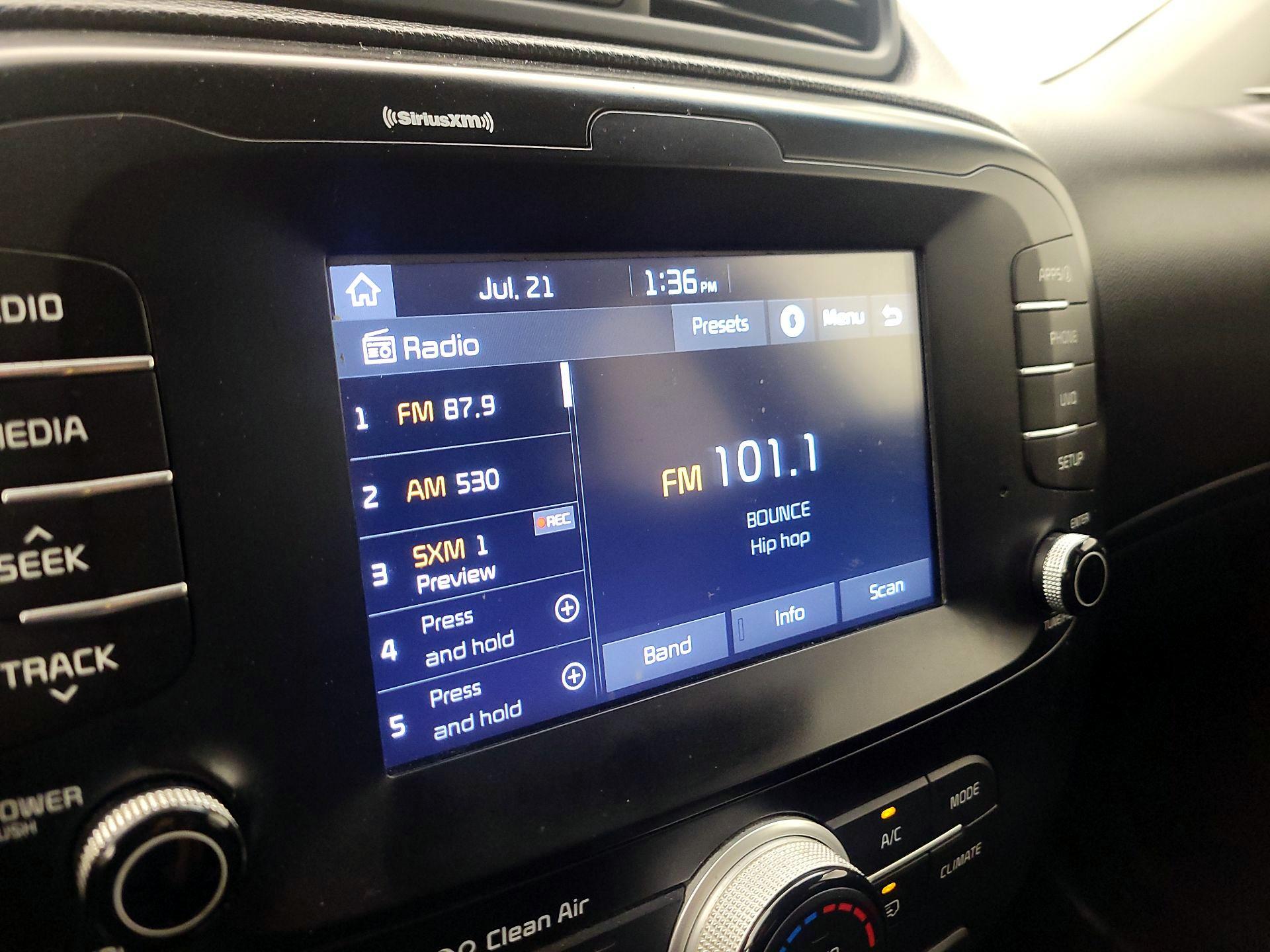 Thumbnail: 2019 Kia Soul - 15