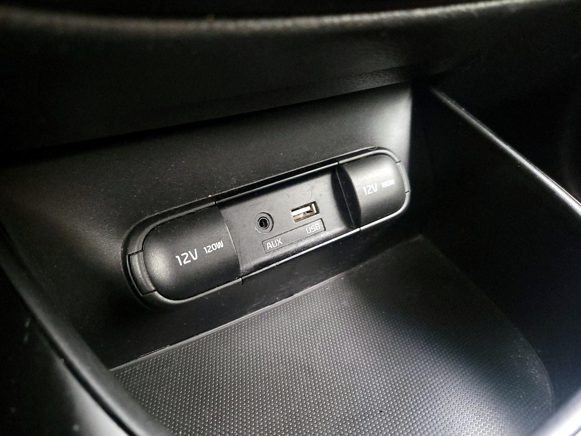 Thumbnail: 2019 Kia Soul - 18