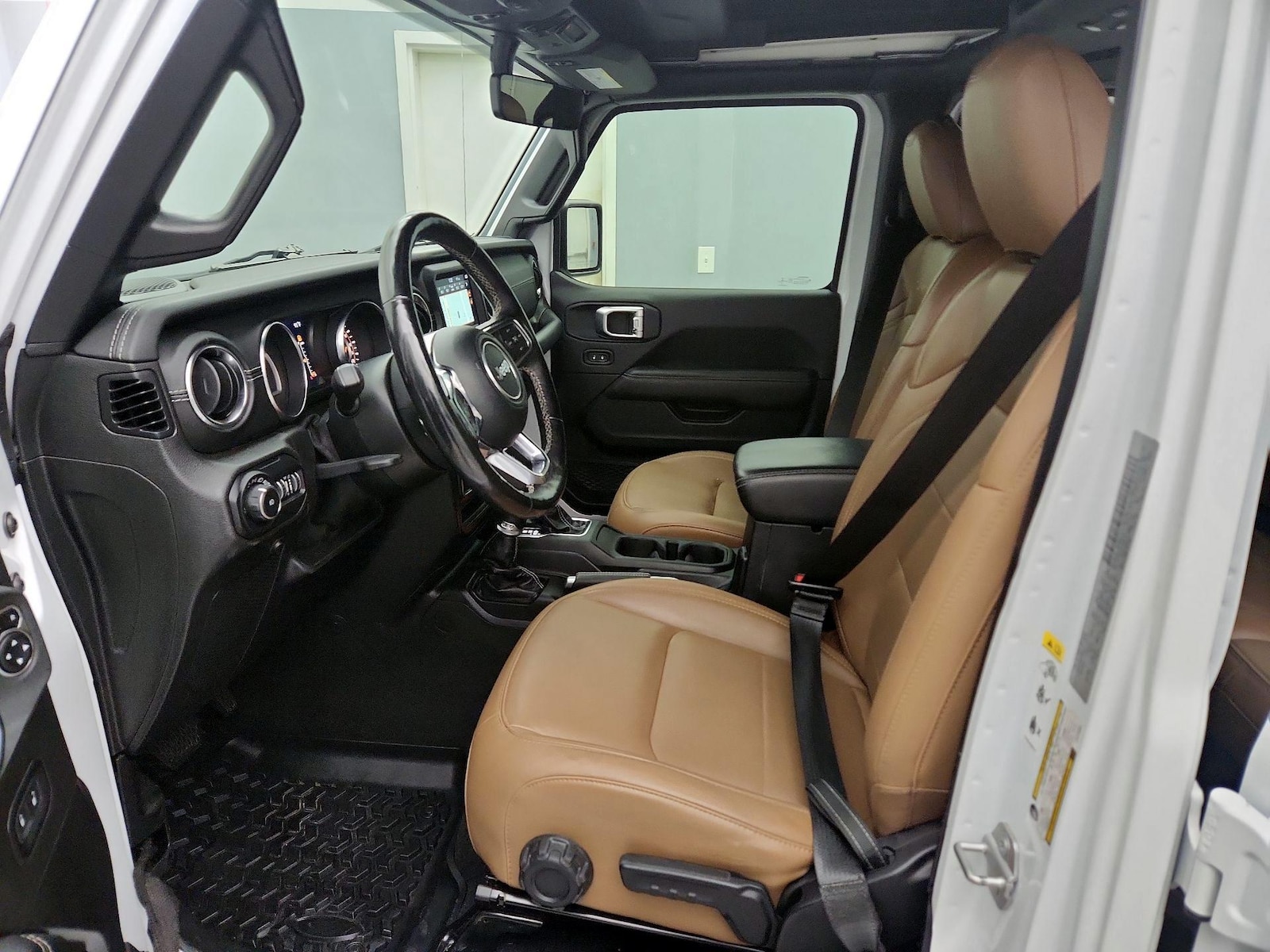 2020 Jeep Wrangler Unlimited Sahara - Photo 12