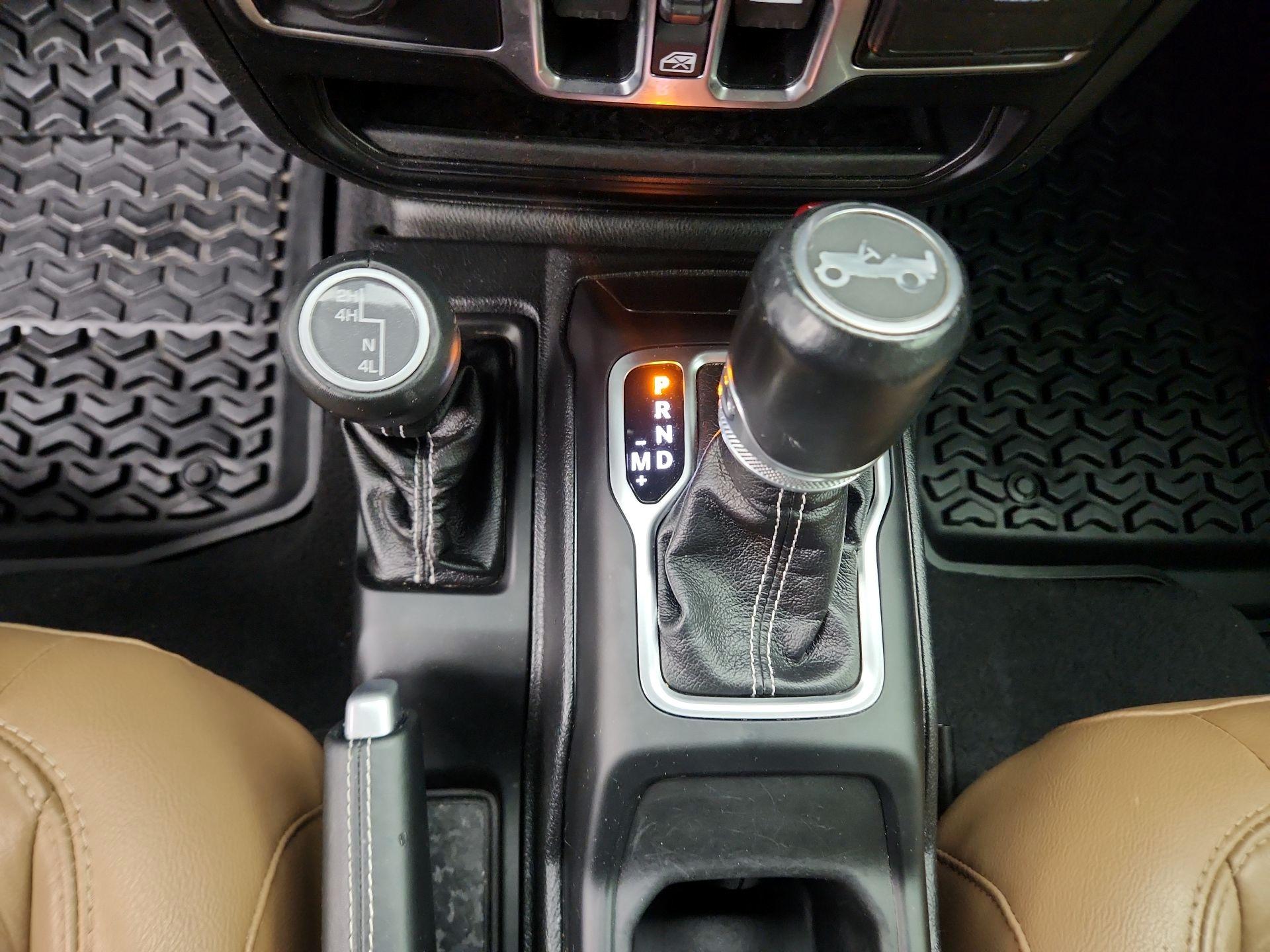 Thumbnail: 2020 Jeep Wrangler - 18