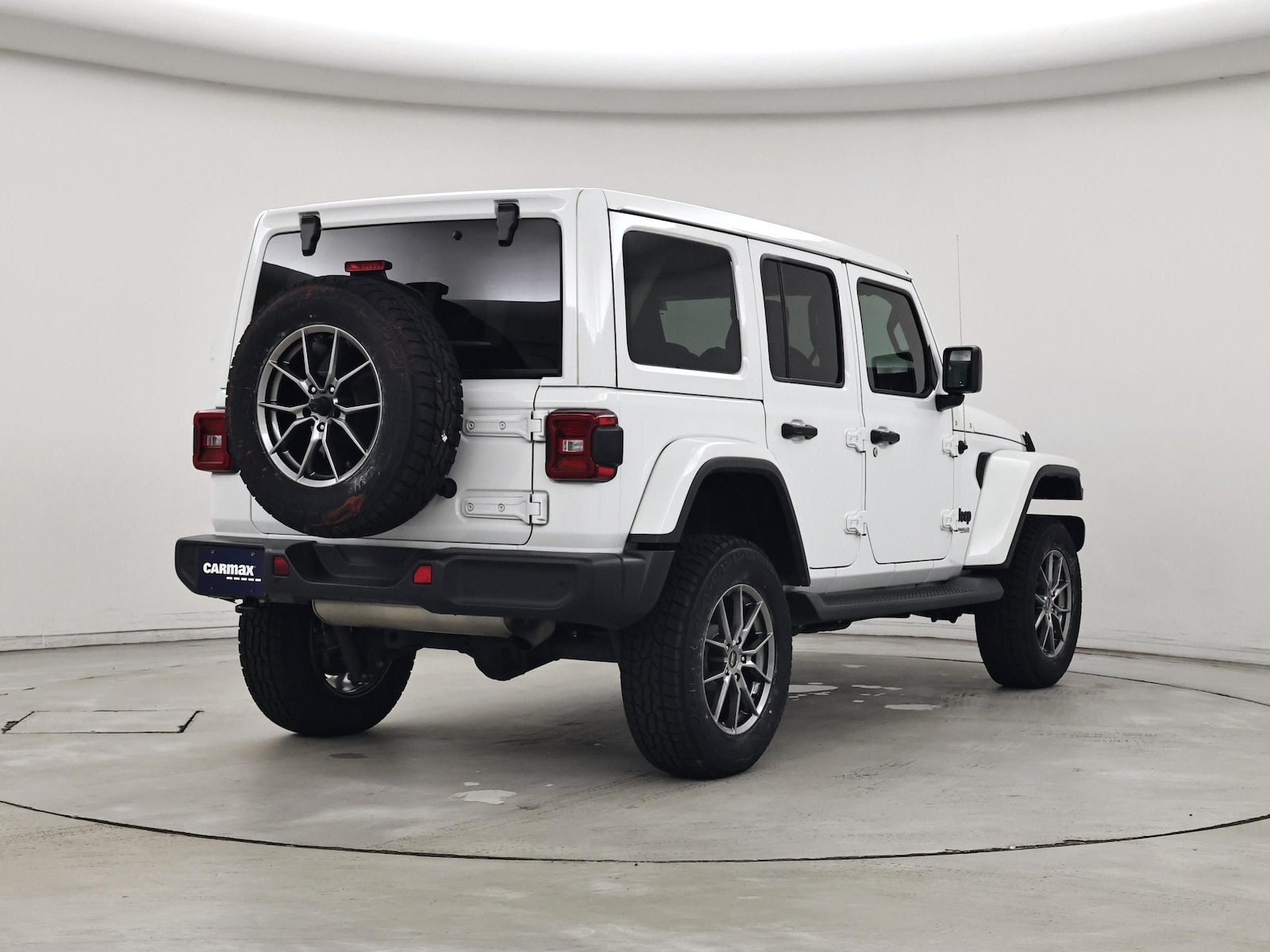 2020 Jeep Wrangler Unlimited Sahara - Photo 9