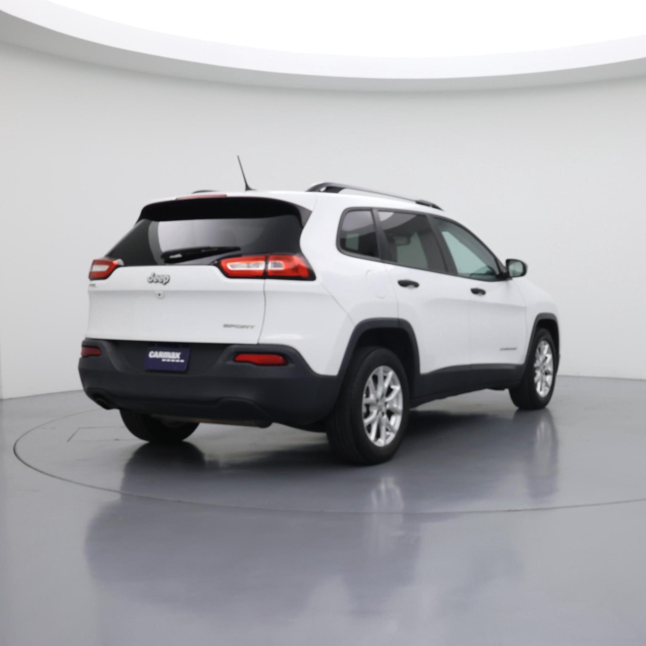 Thumbnail: 2017 Jeep Cherokee - 8
