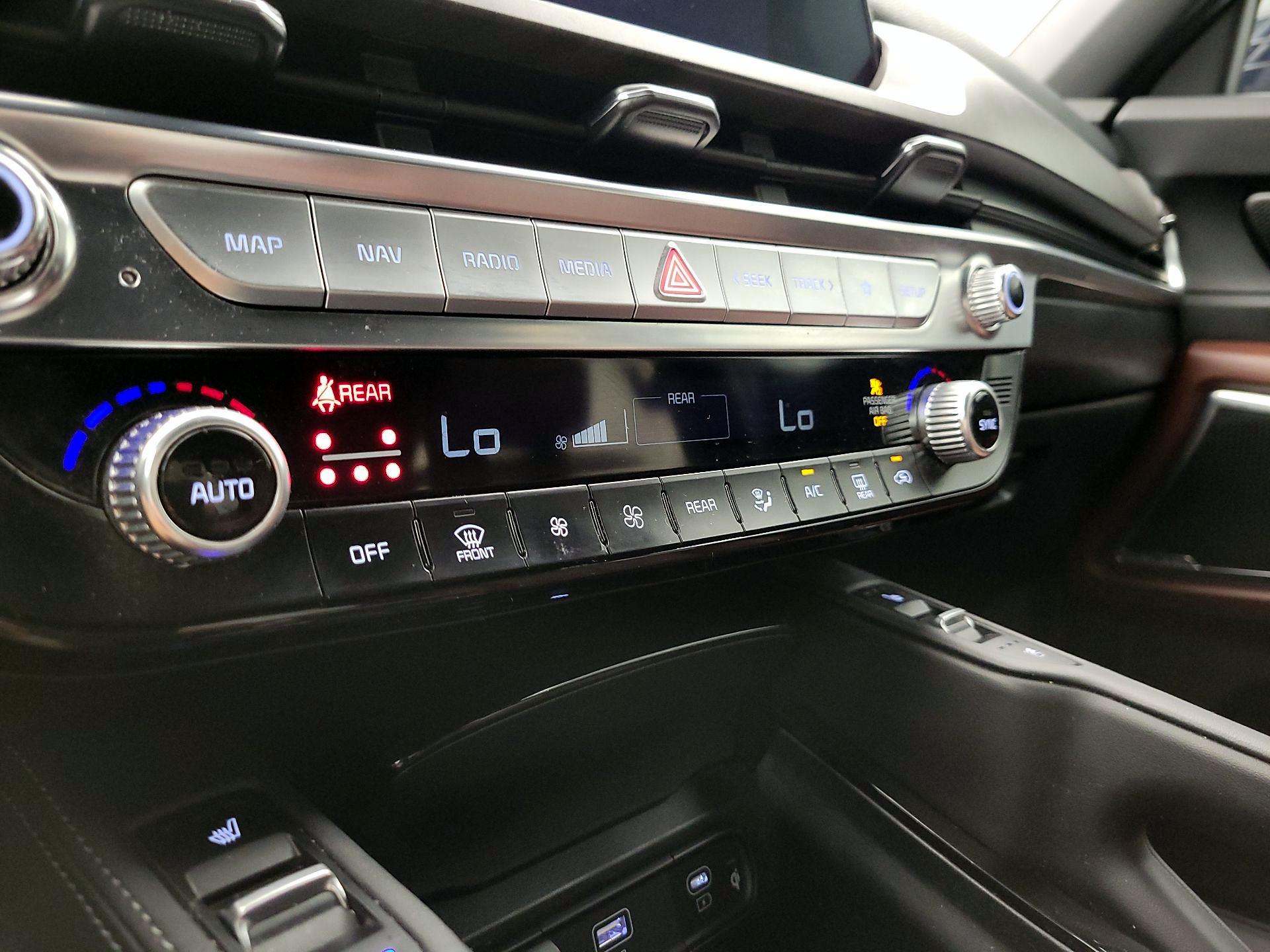 Thumbnail: 2024 Kia Telluride - 17
