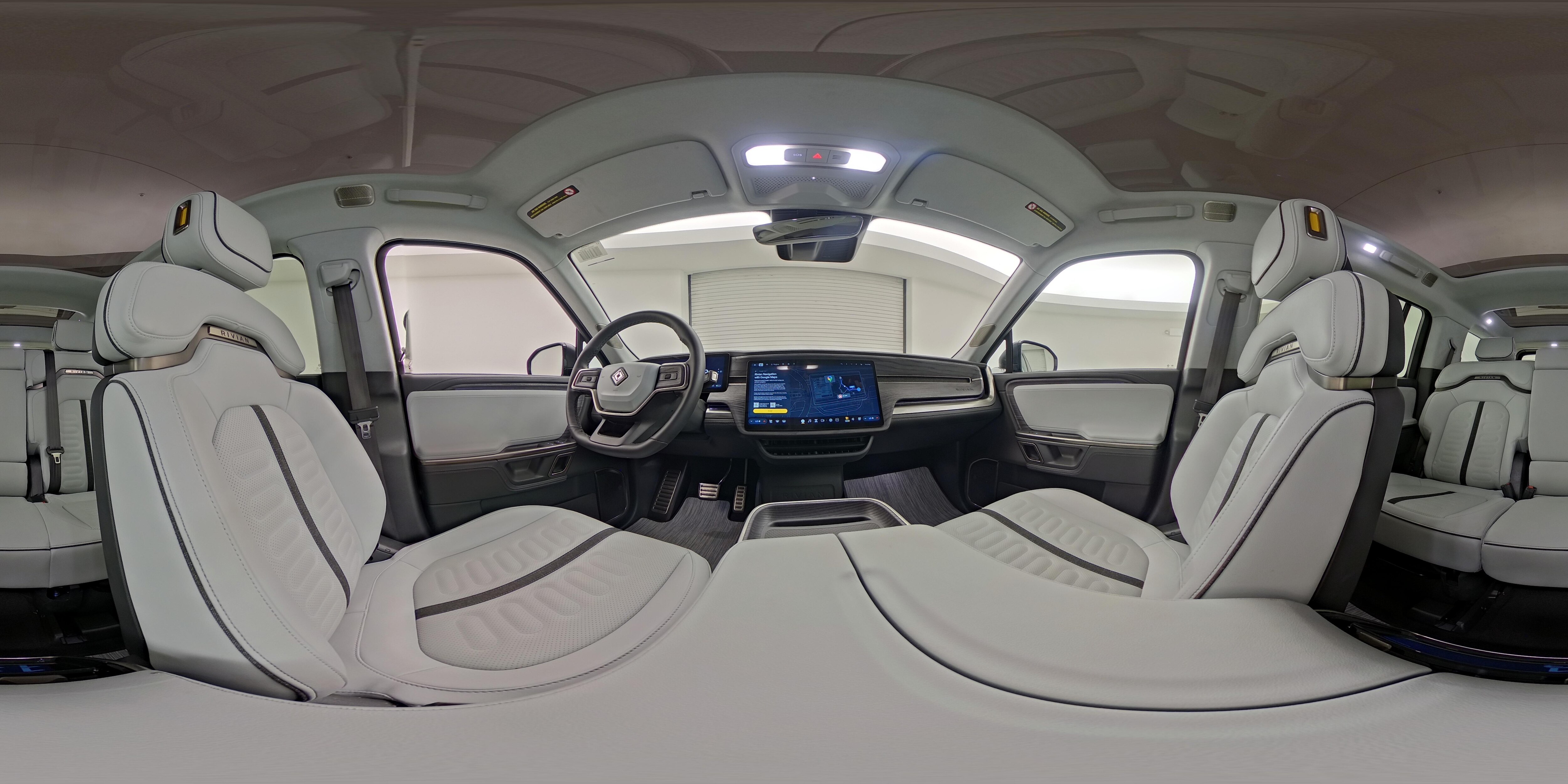 2024 Rivian R1S Adventure - Photo 25