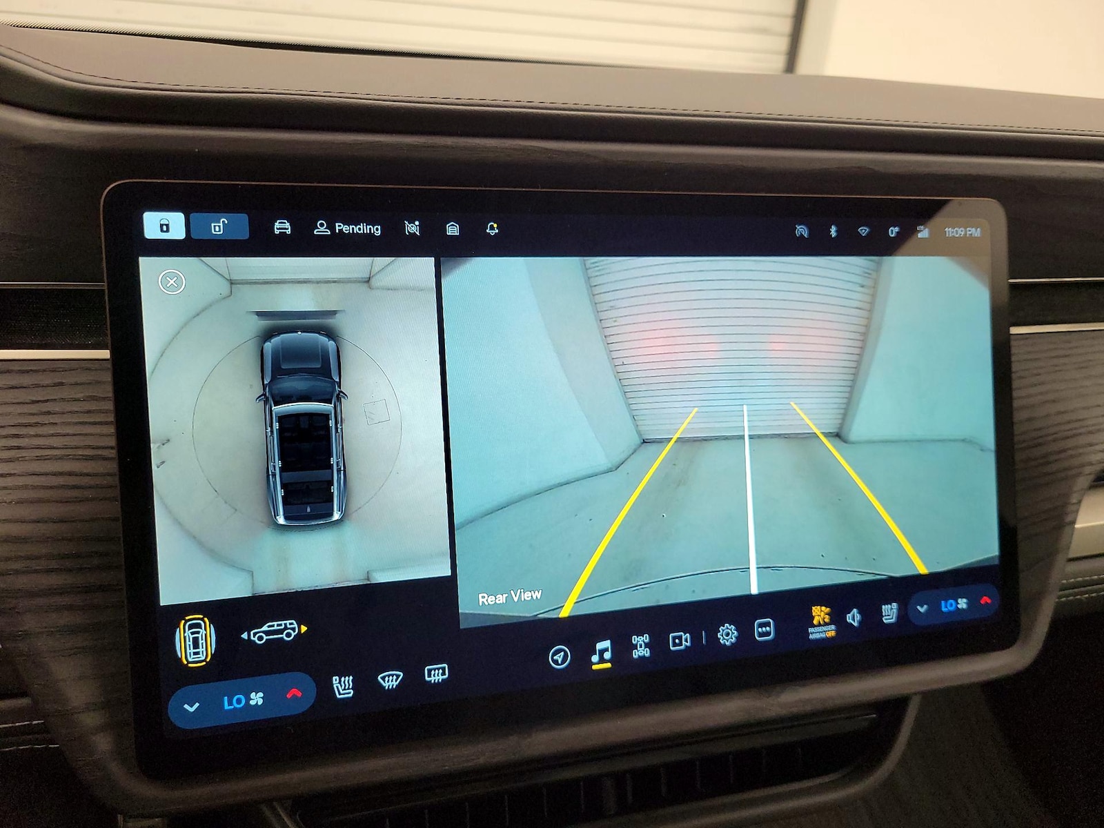 2024 Rivian R1S Adventure - Photo 14