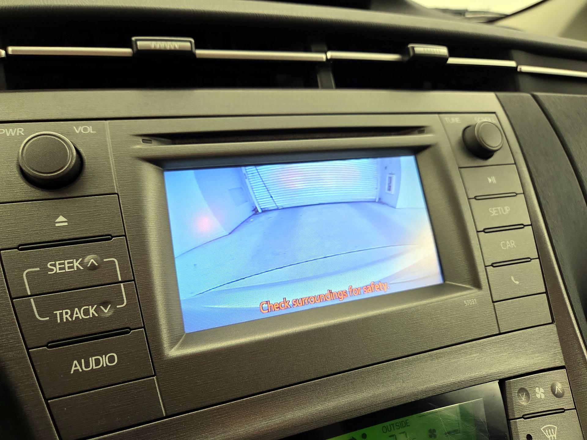 Thumbnail: 2015 Toyota Prius - 14