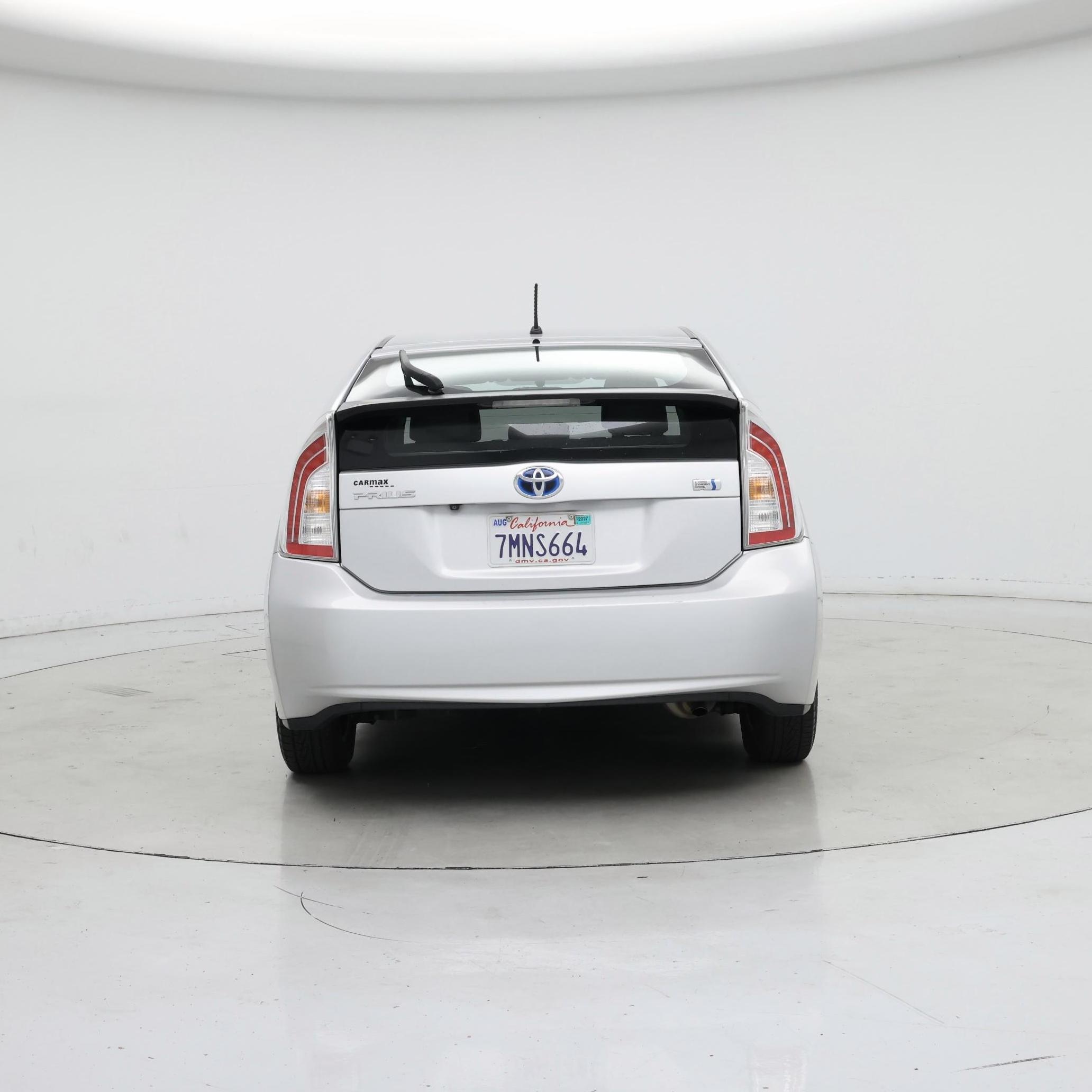 Thumbnail: 2015 Toyota Prius - 6