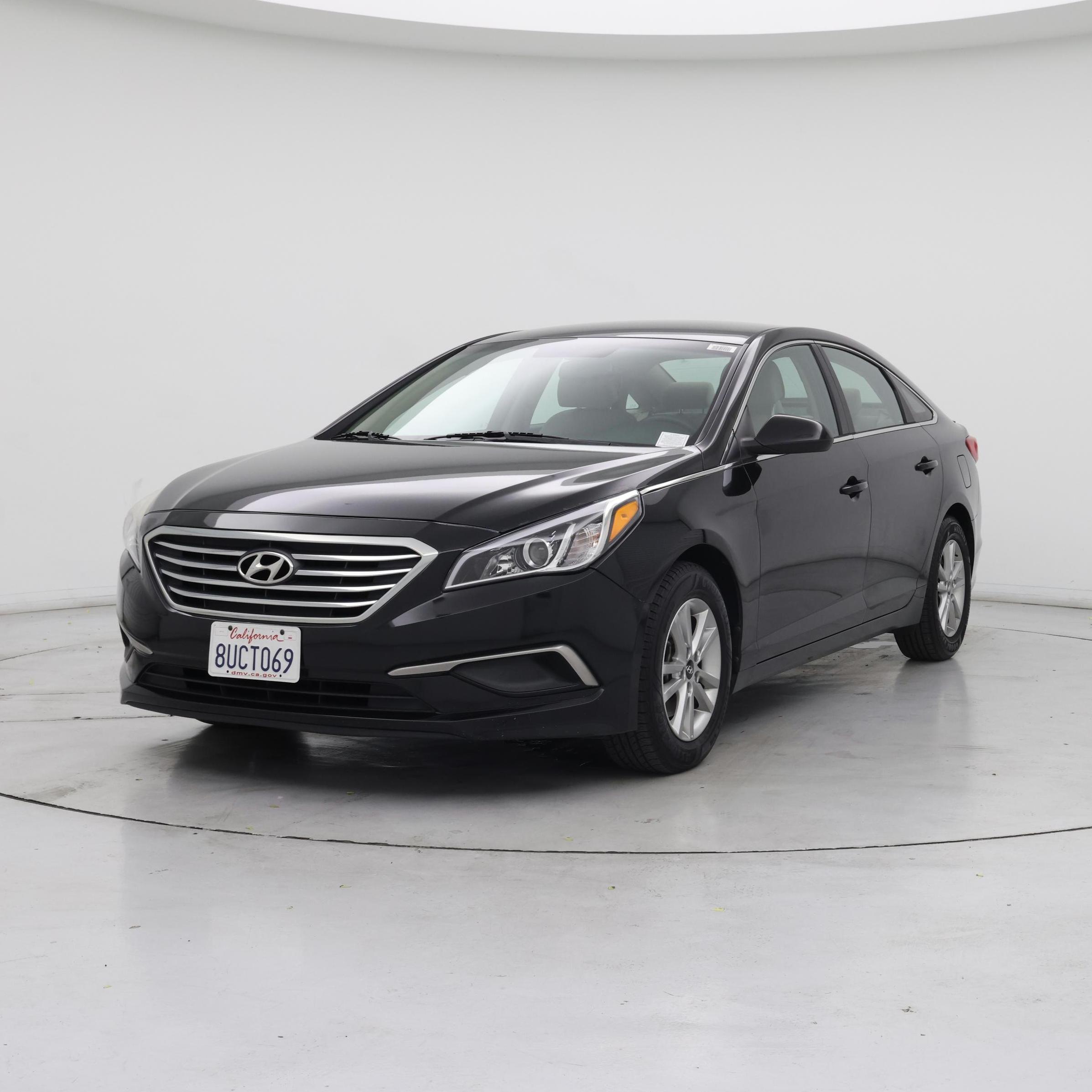 Thumbnail: 2017 Hyundai Sonata - 4