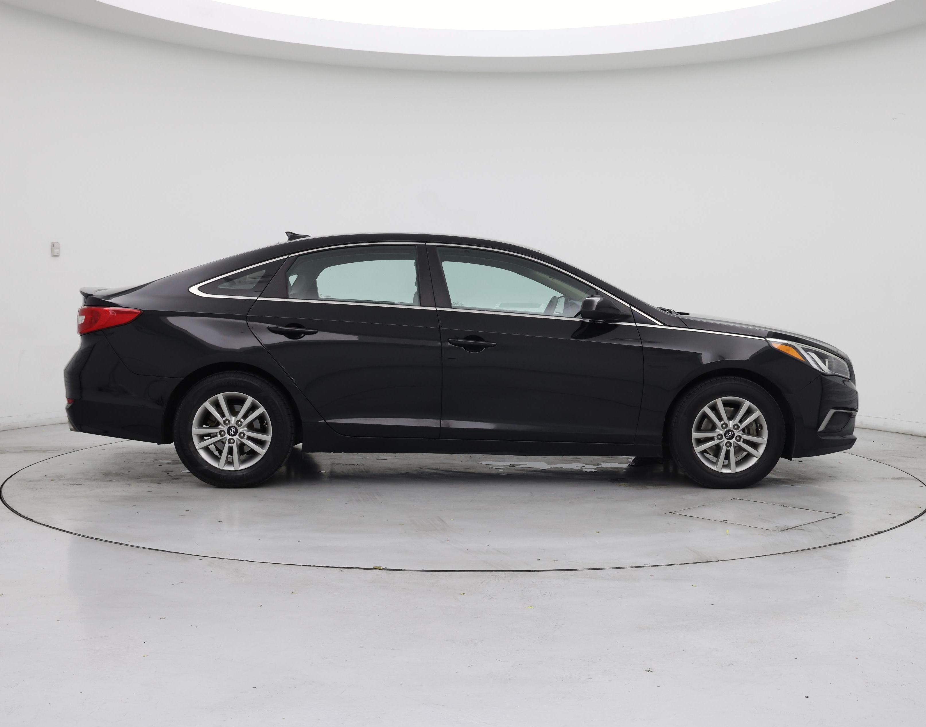 Thumbnail: 2017 Hyundai Sonata - 7