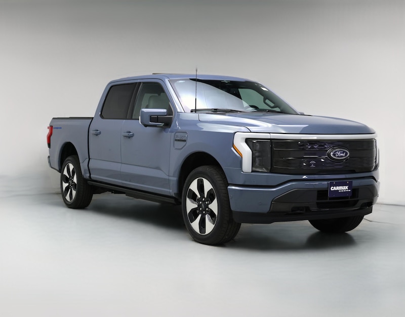 2023 Ford F150 Lightning Platinum