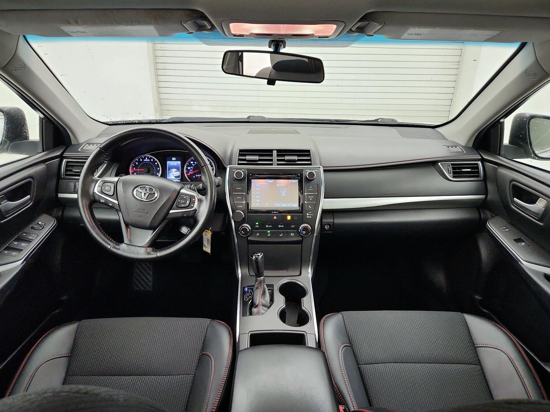 Thumbnail: 2016 Toyota Camry - 9