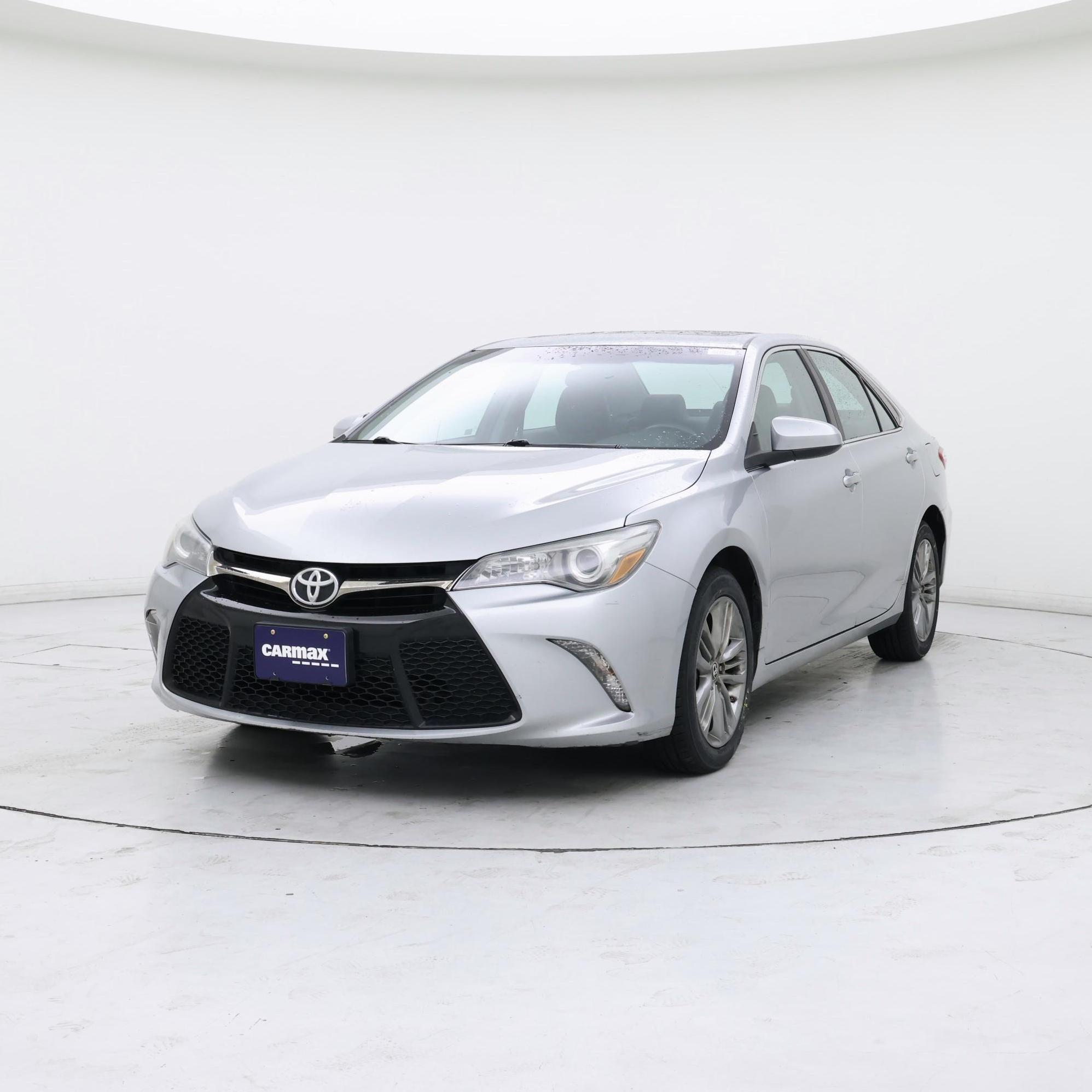 Thumbnail: 2016 Toyota Camry - 4