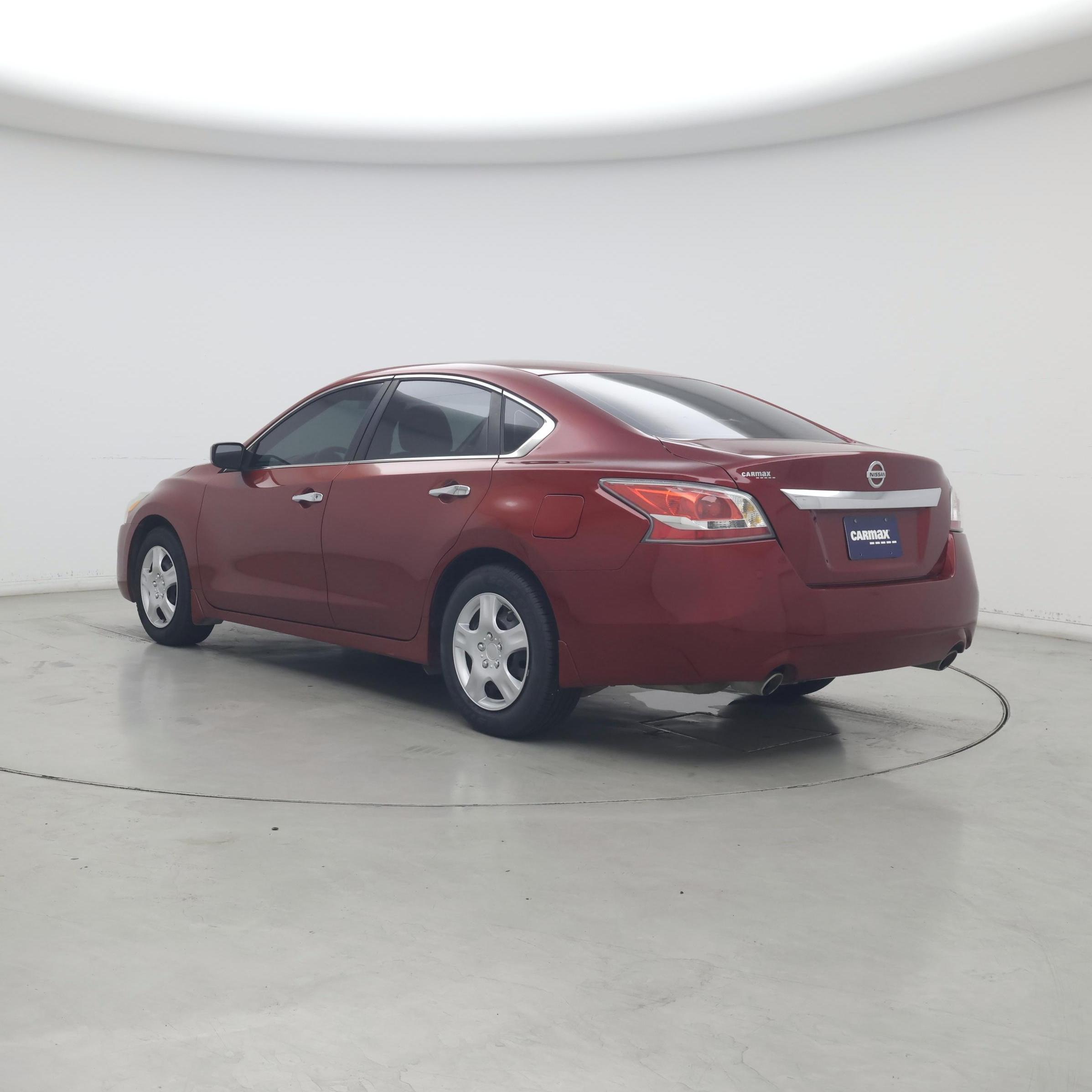 Thumbnail: 2015 Nissan Altima - 2