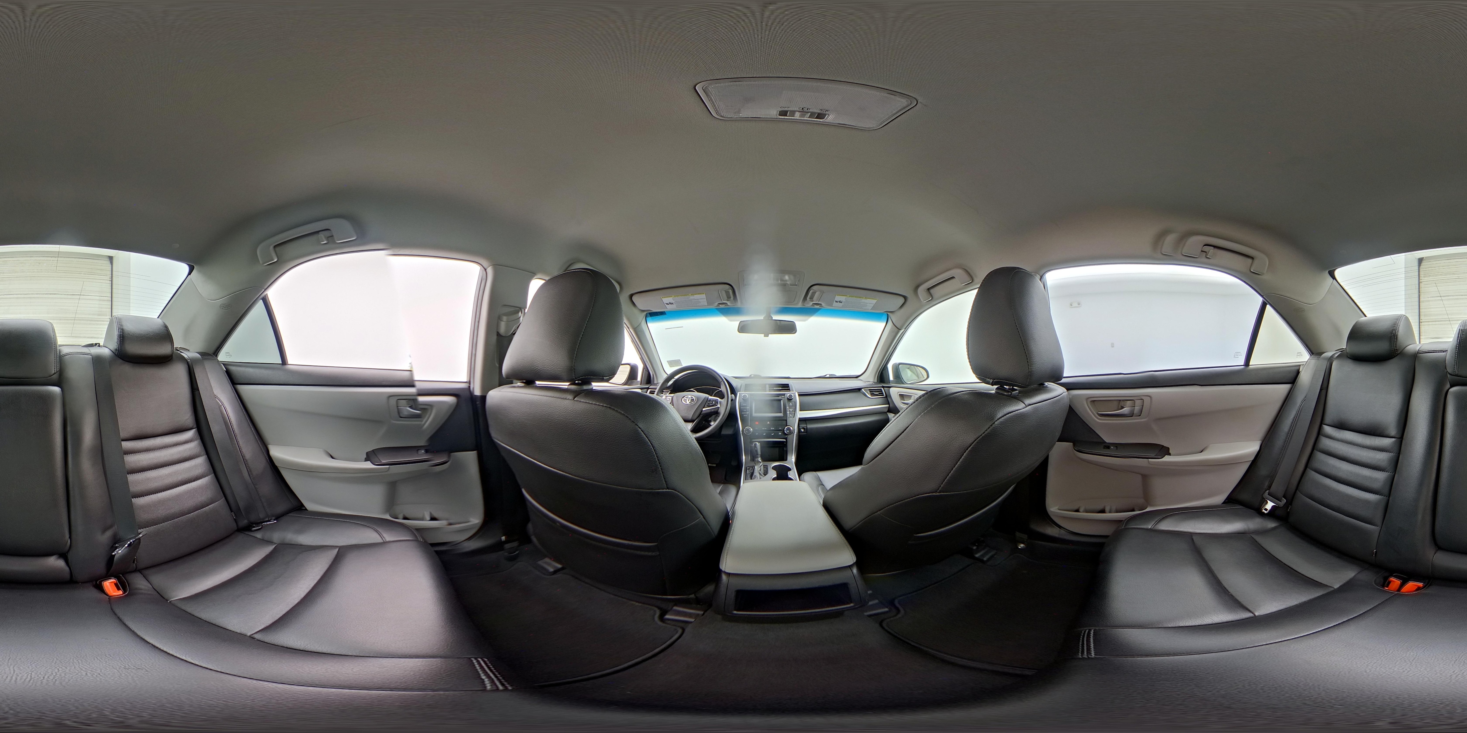 2015 Toyota Camry SE - Photo 24