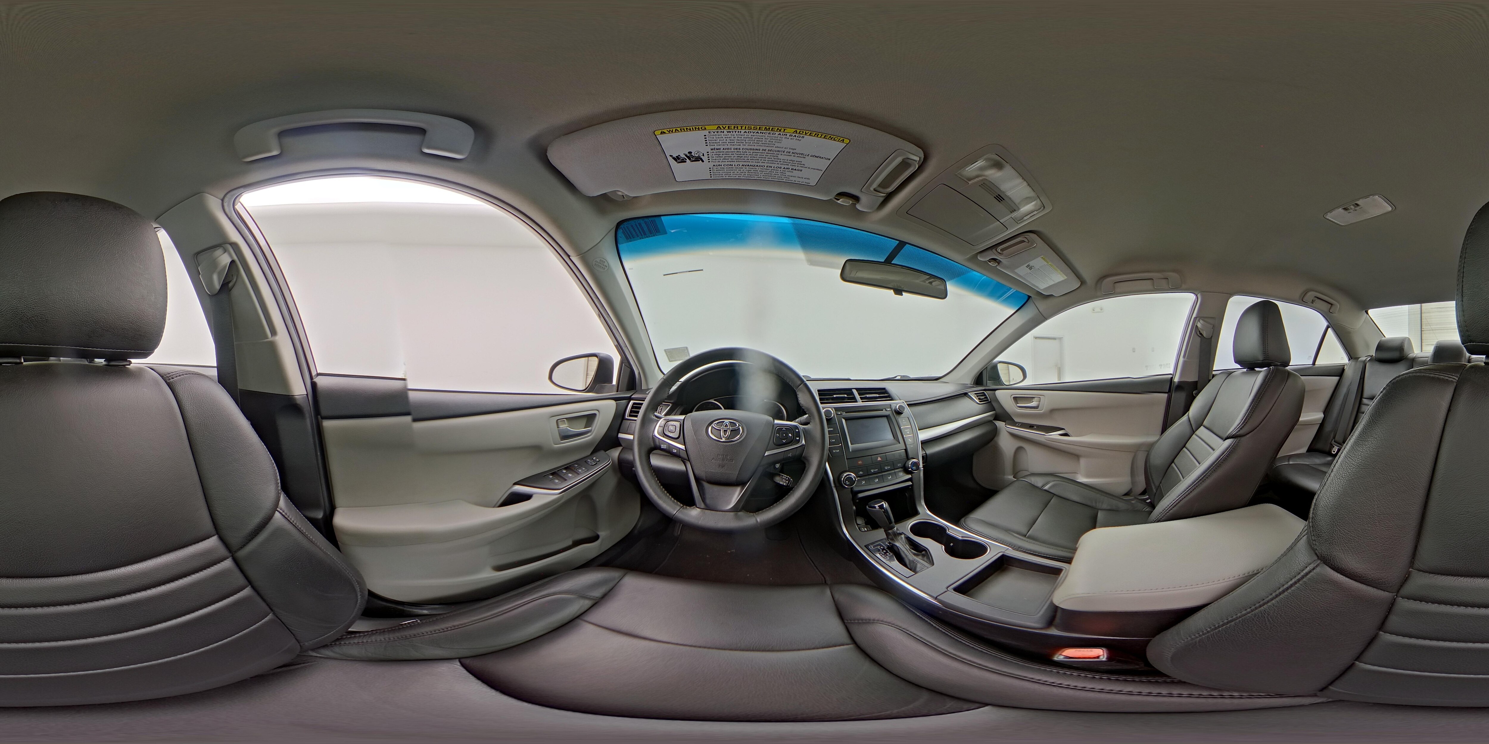 2015 Toyota Camry SE - Photo 25