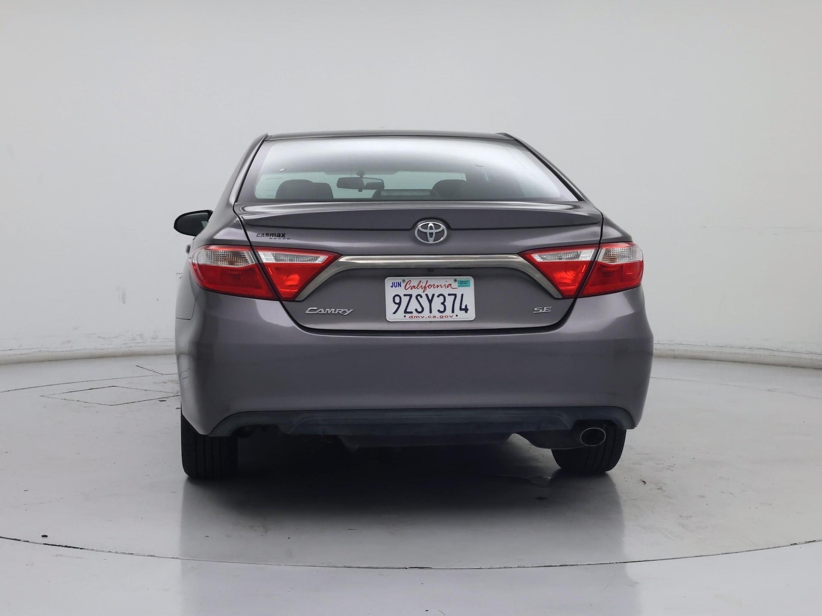 2015 Toyota Camry SE - Photo 7