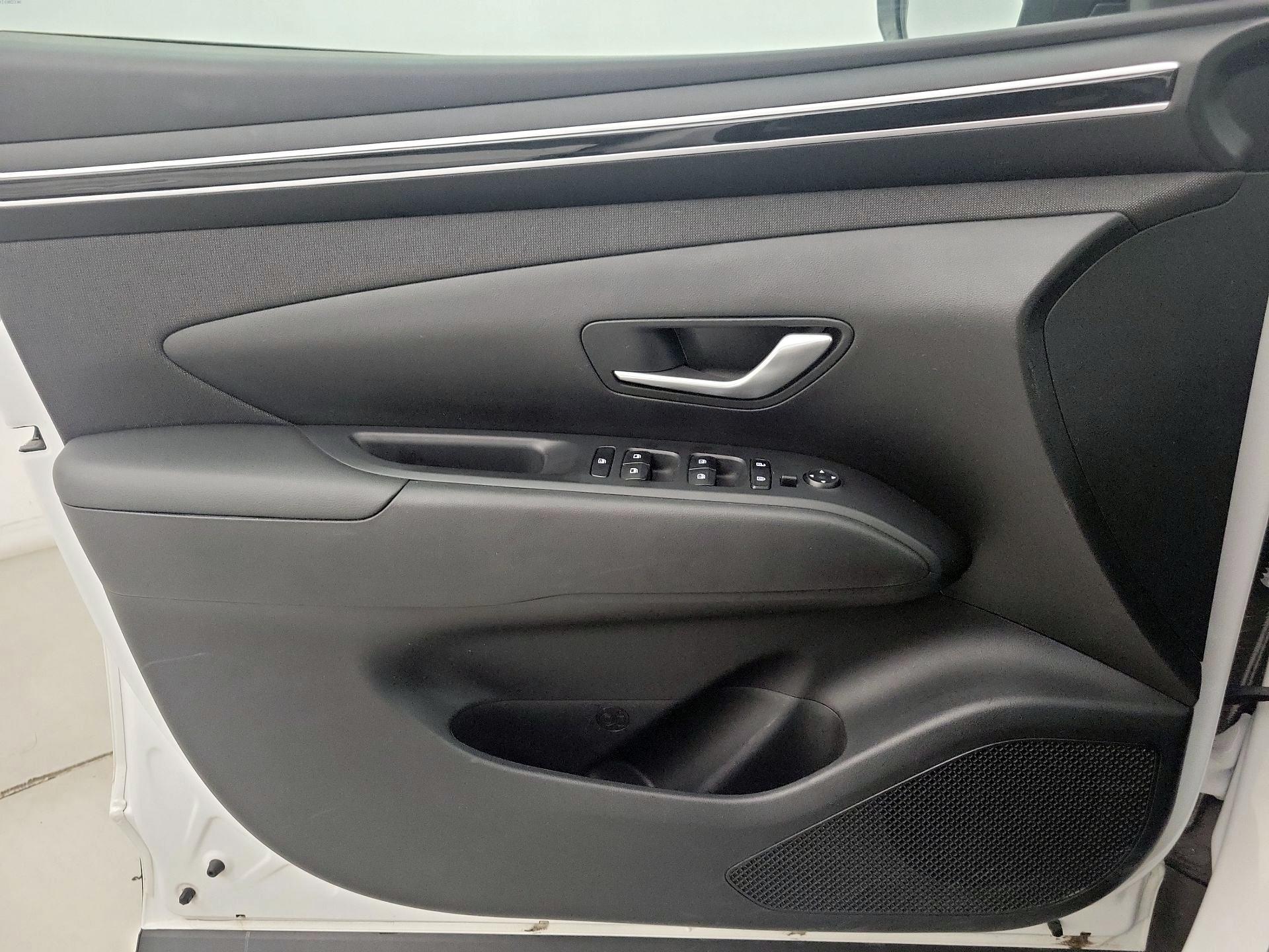 Thumbnail: 2023 Hyundai Tucson - 12
