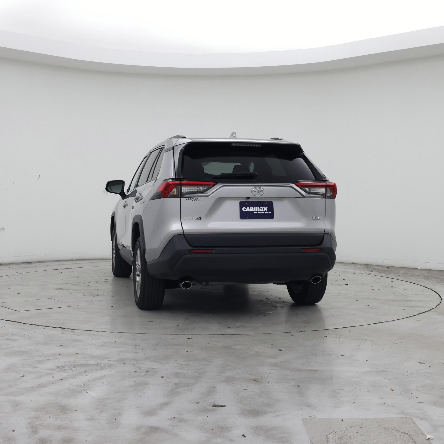 Thumbnail: 2022 Toyota RAV4 - 6