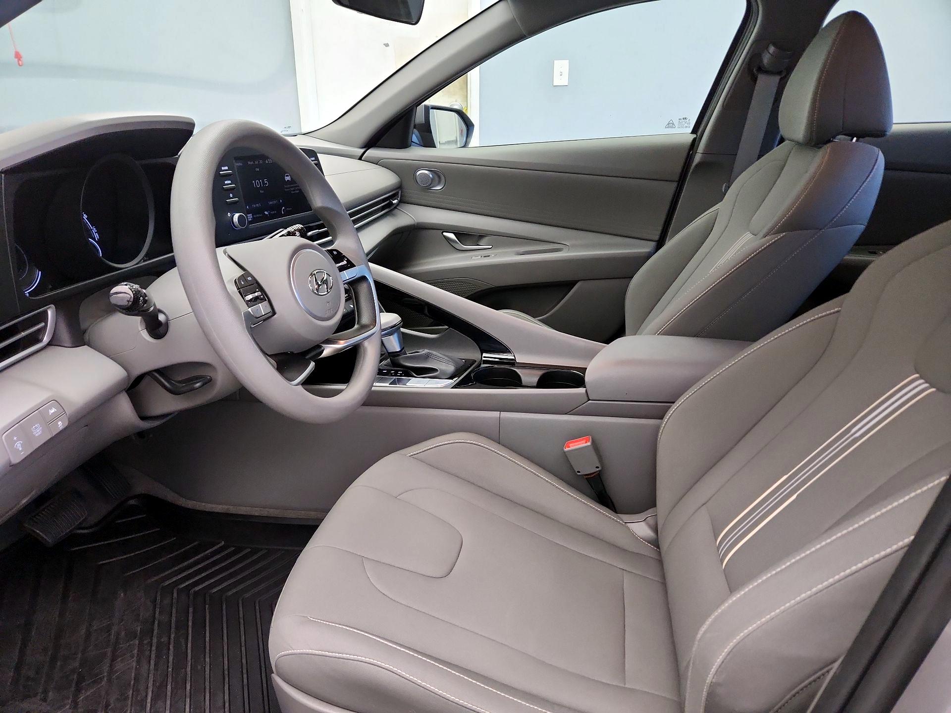 Thumbnail: 2023 Hyundai Elantra - 11
