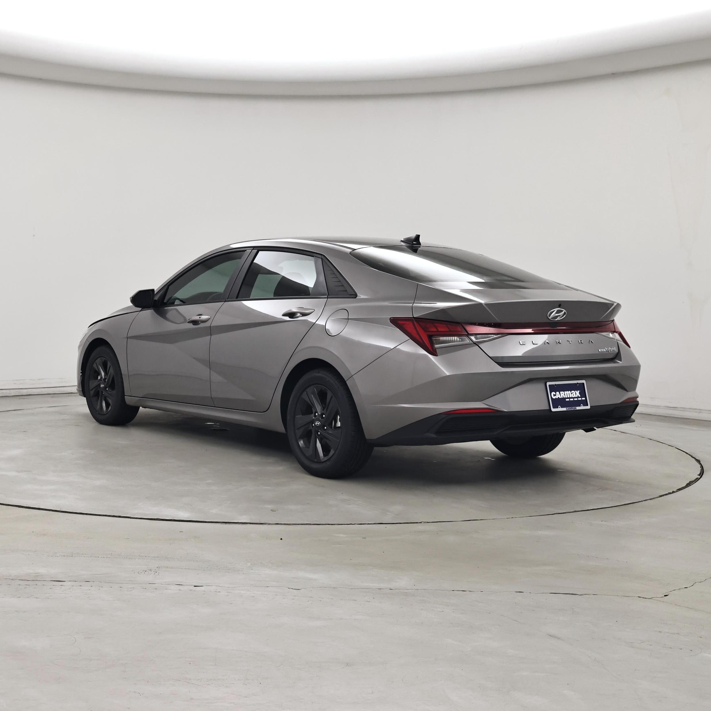Thumbnail: 2023 Hyundai Elantra - 2