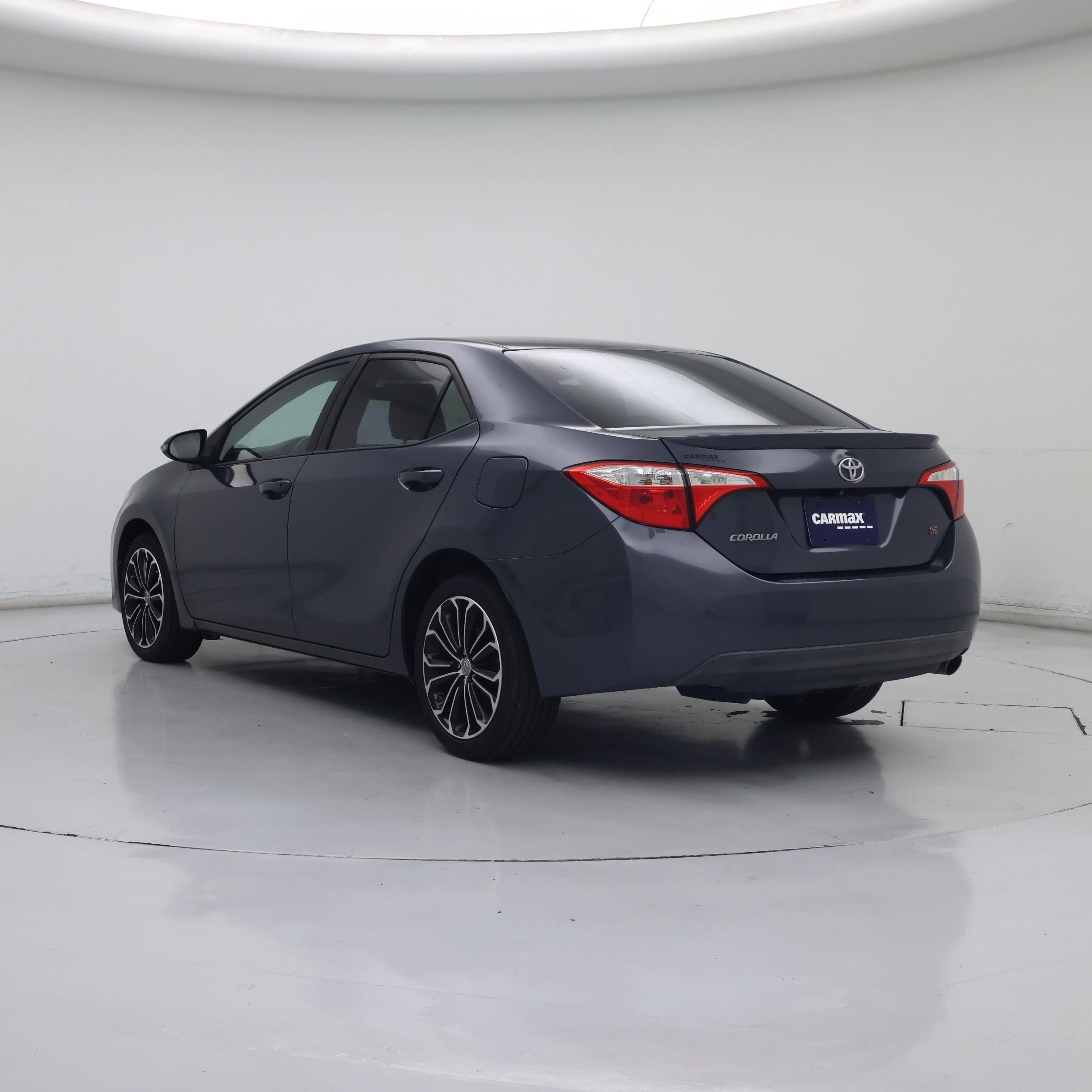 Thumbnail: 2015 Toyota Corolla - 2