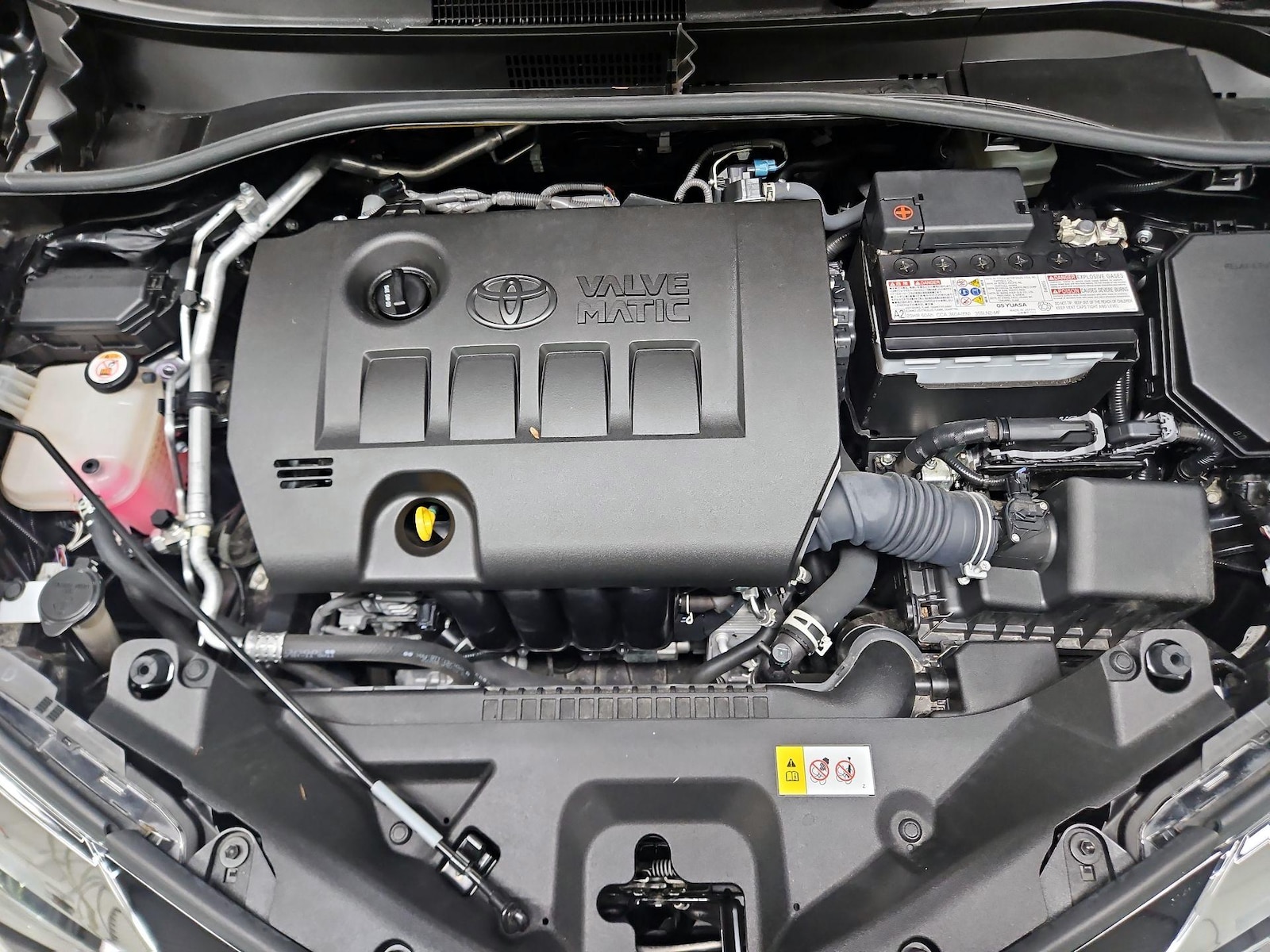 2021 Toyota C-HR XLE - Photo 22
