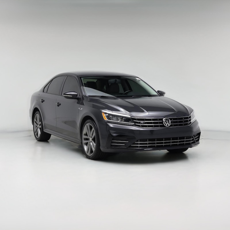 2018 Volkswagen Passat R-Line