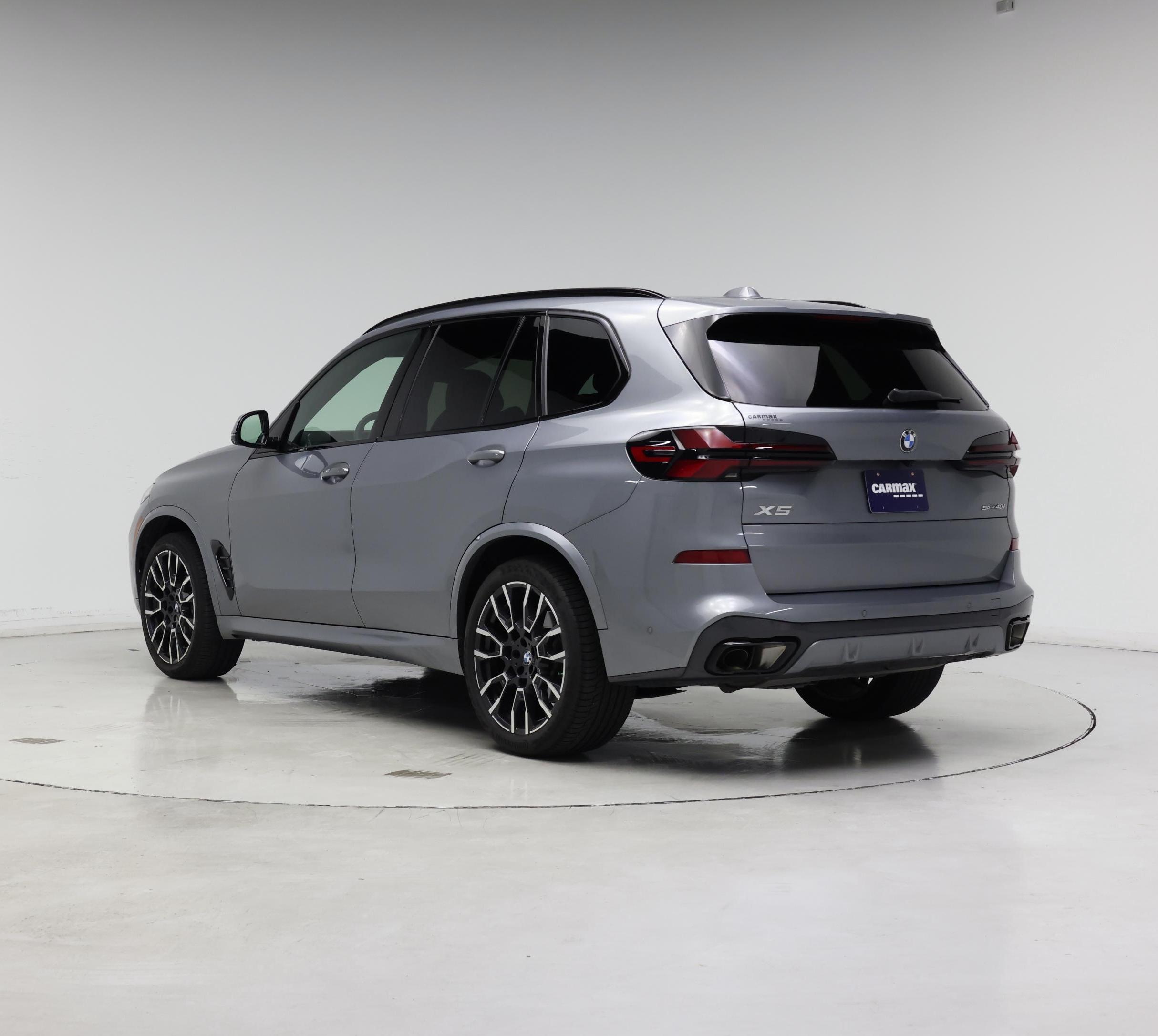 Thumbnail: 2025 BMW X5 - 2