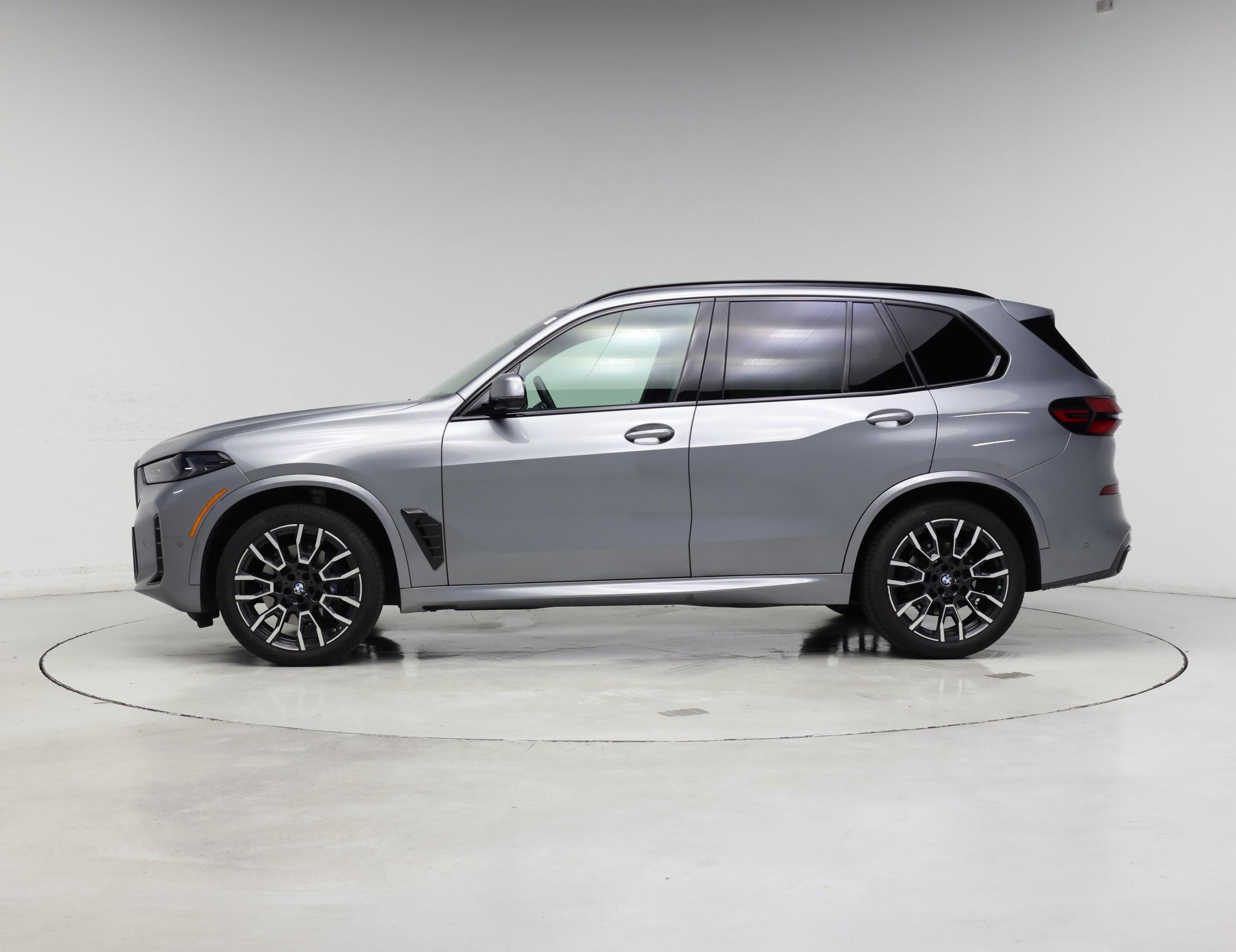 Thumbnail: 2025 BMW X5 - 3