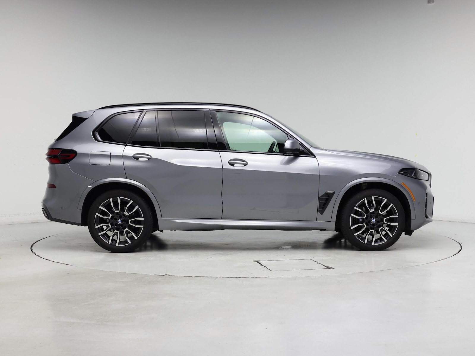 2025 BMW X5 40i - Photo 8