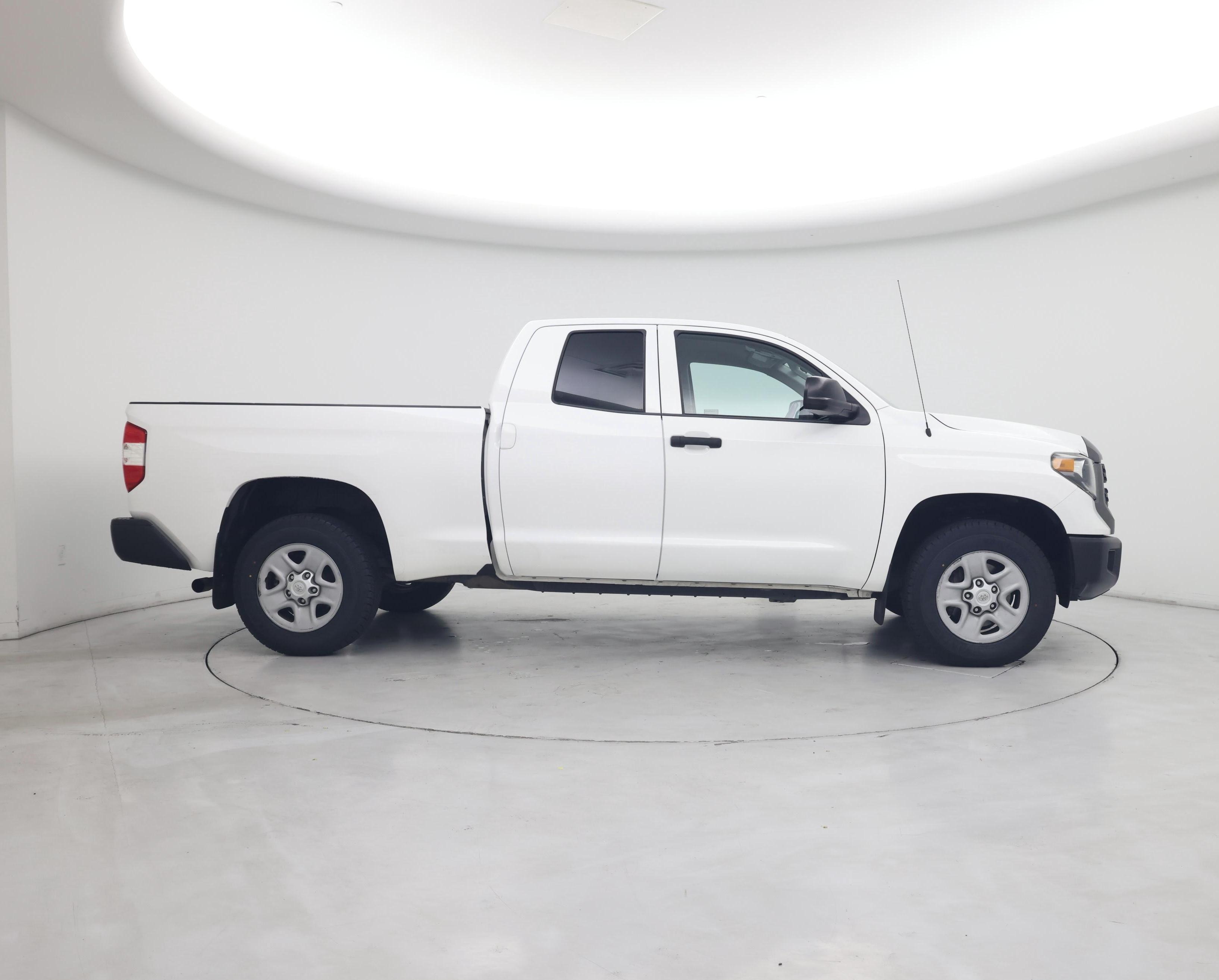 Thumbnail: 2018 Toyota Tundra - 7