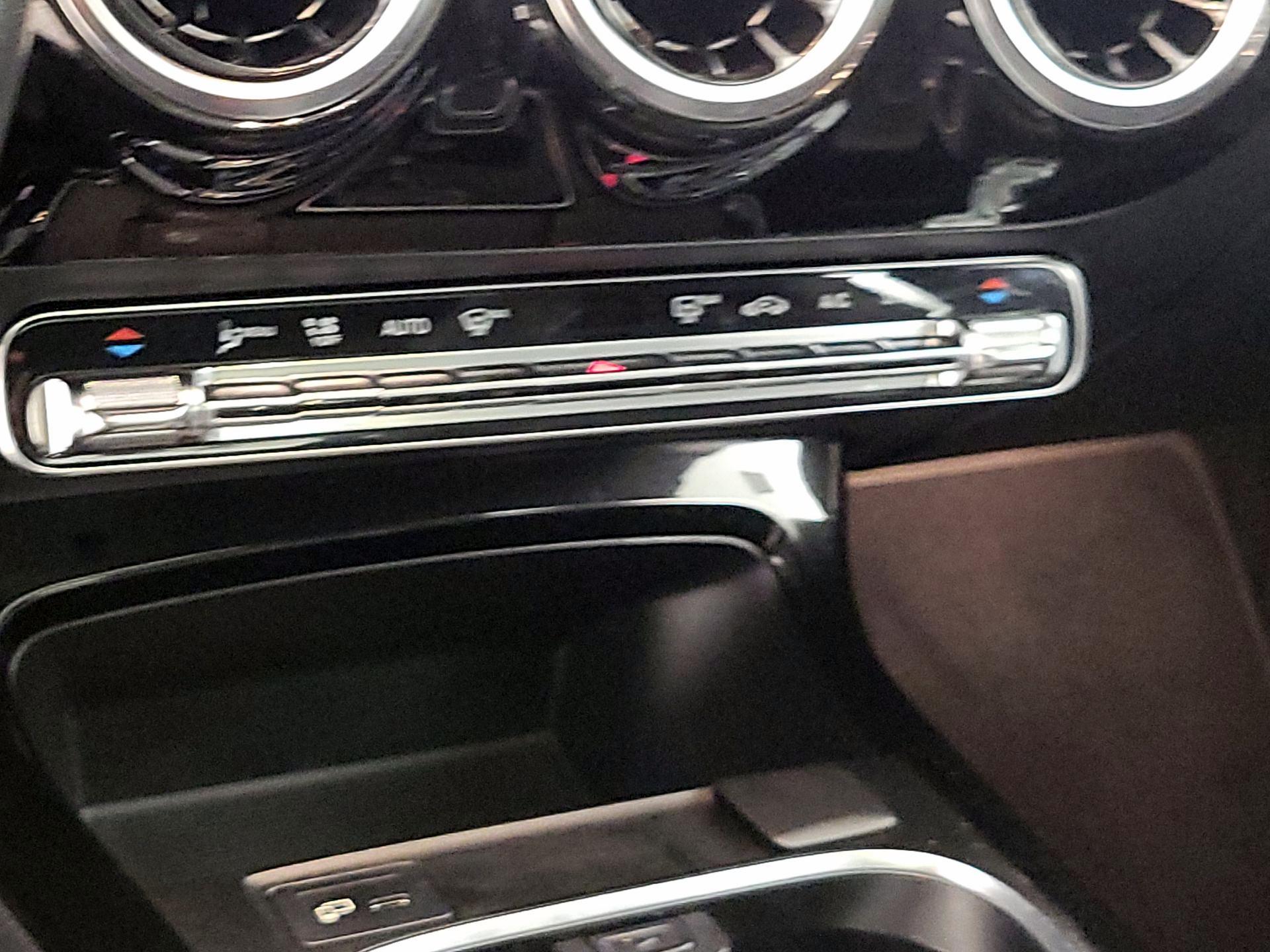 Thumbnail: 2020 Mercedes-Benz CLA - 16