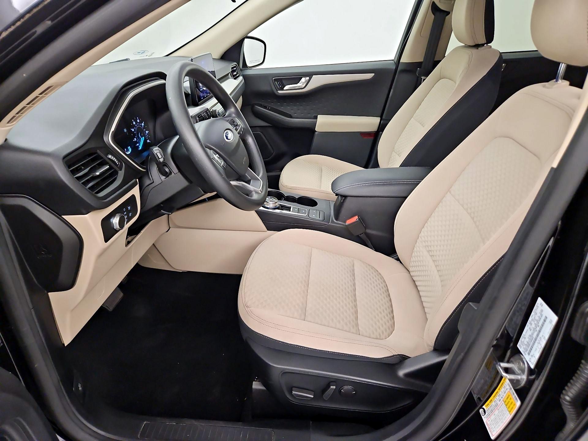 Thumbnail: 2020 Ford Escape - 11