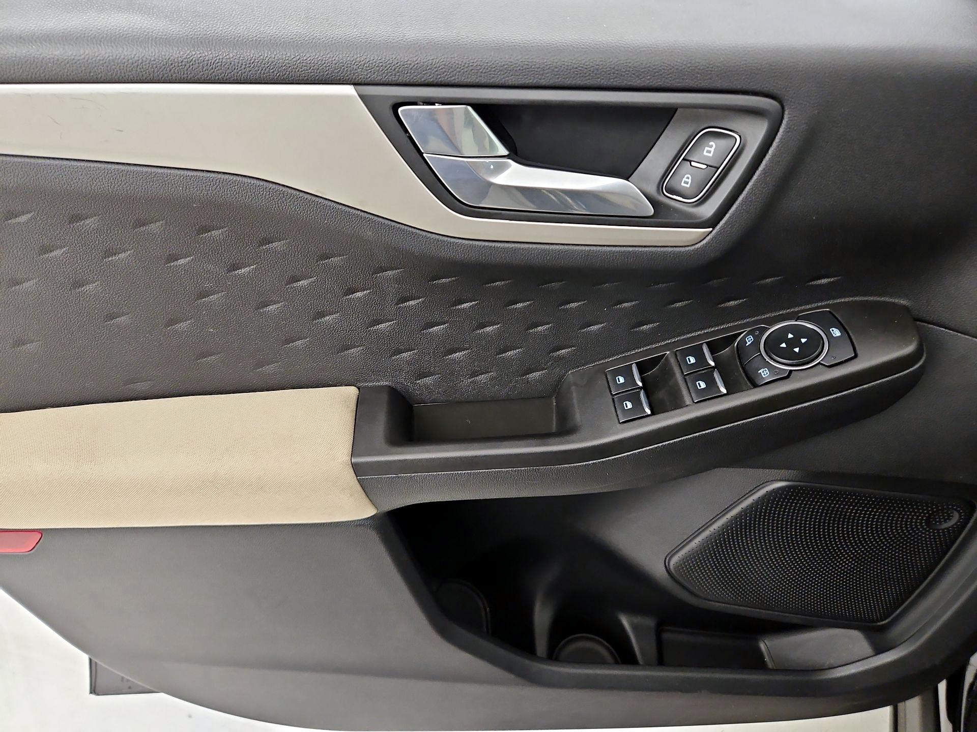 Thumbnail: 2020 Ford Escape - 12