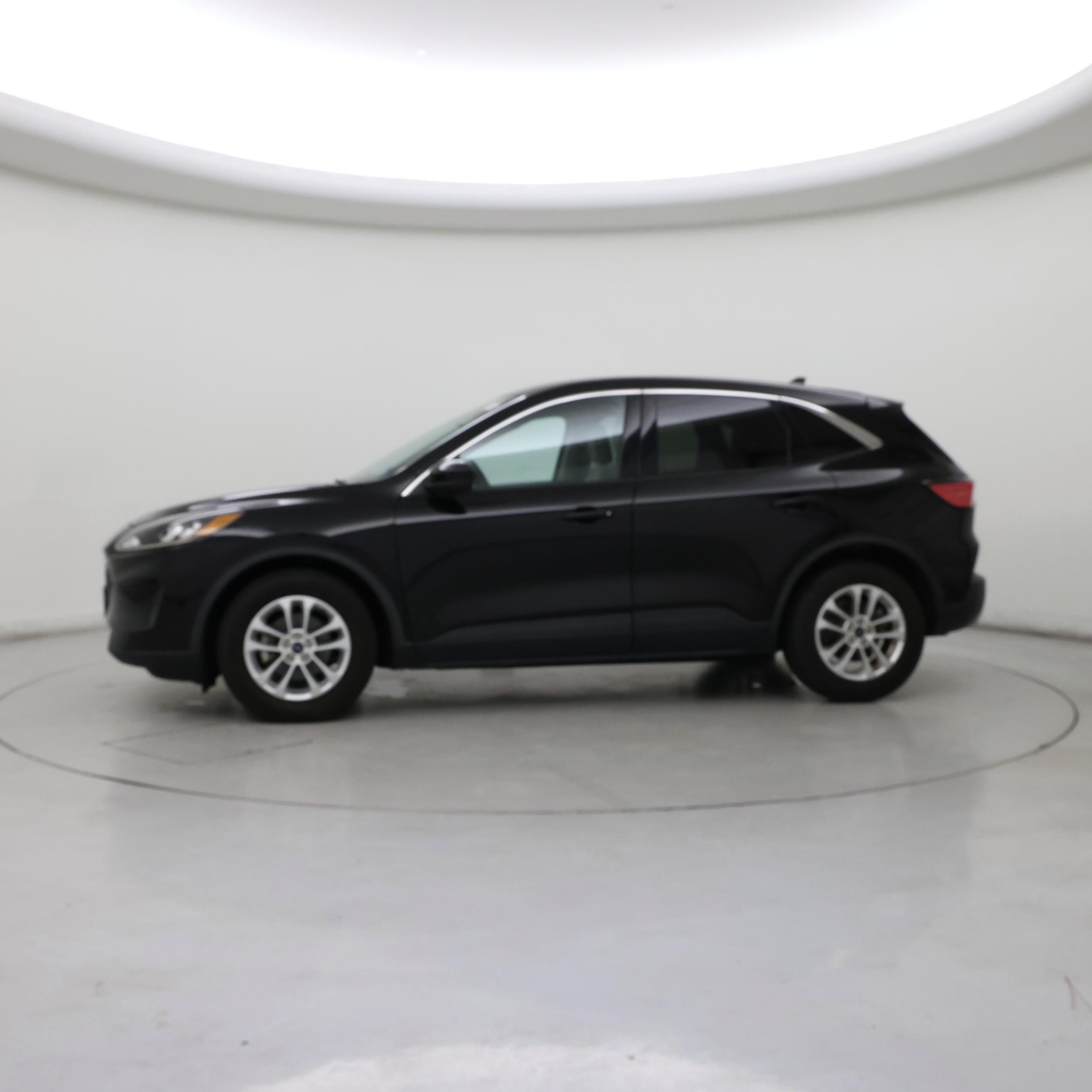 Thumbnail: 2020 Ford Escape - 3