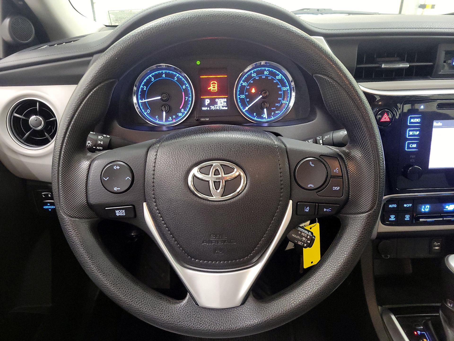 Thumbnail: 2017 Toyota Corolla - 10