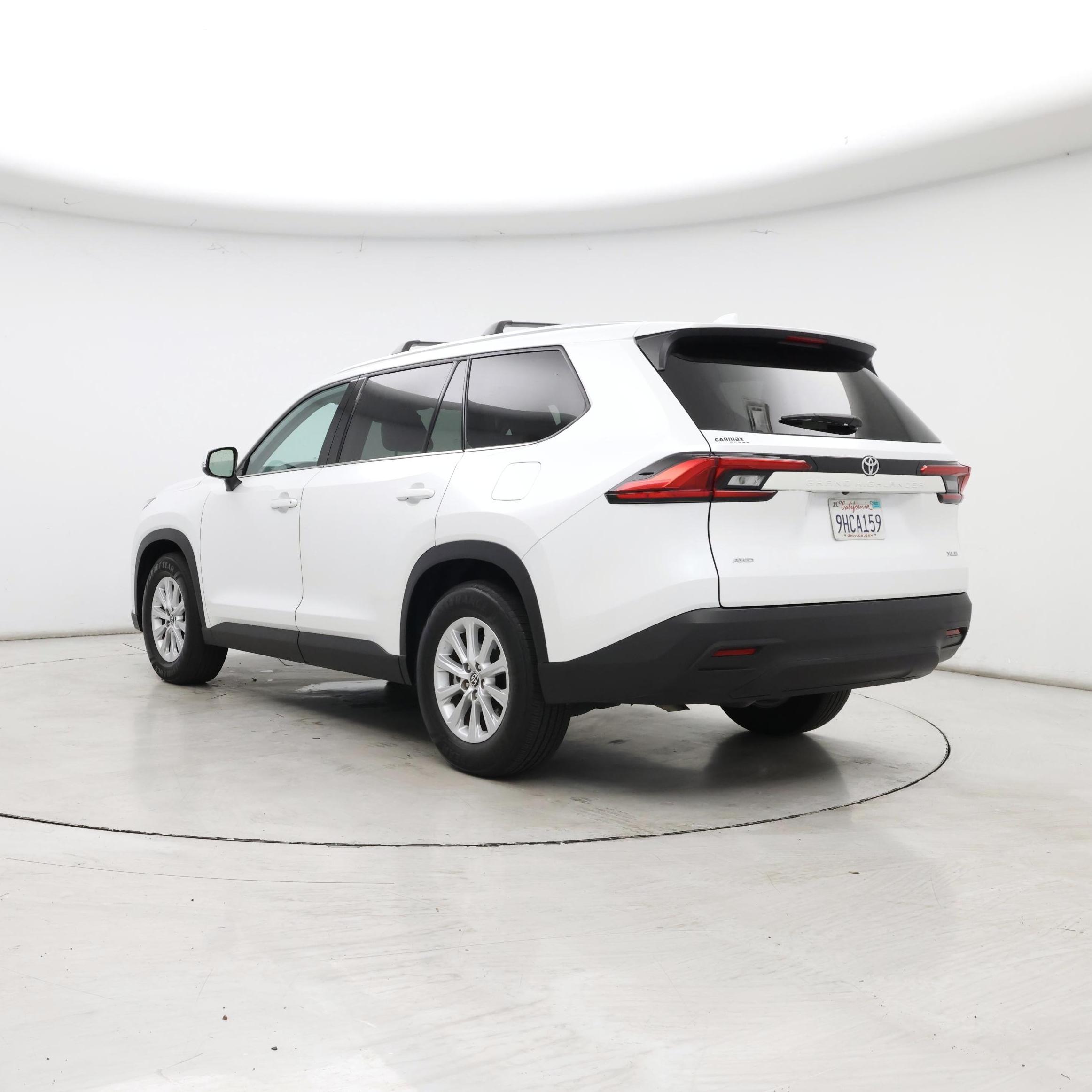 Thumbnail: 2024 Toyota Grand Highlander - 2