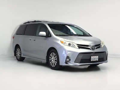 2018 Toyota Sienna XLE