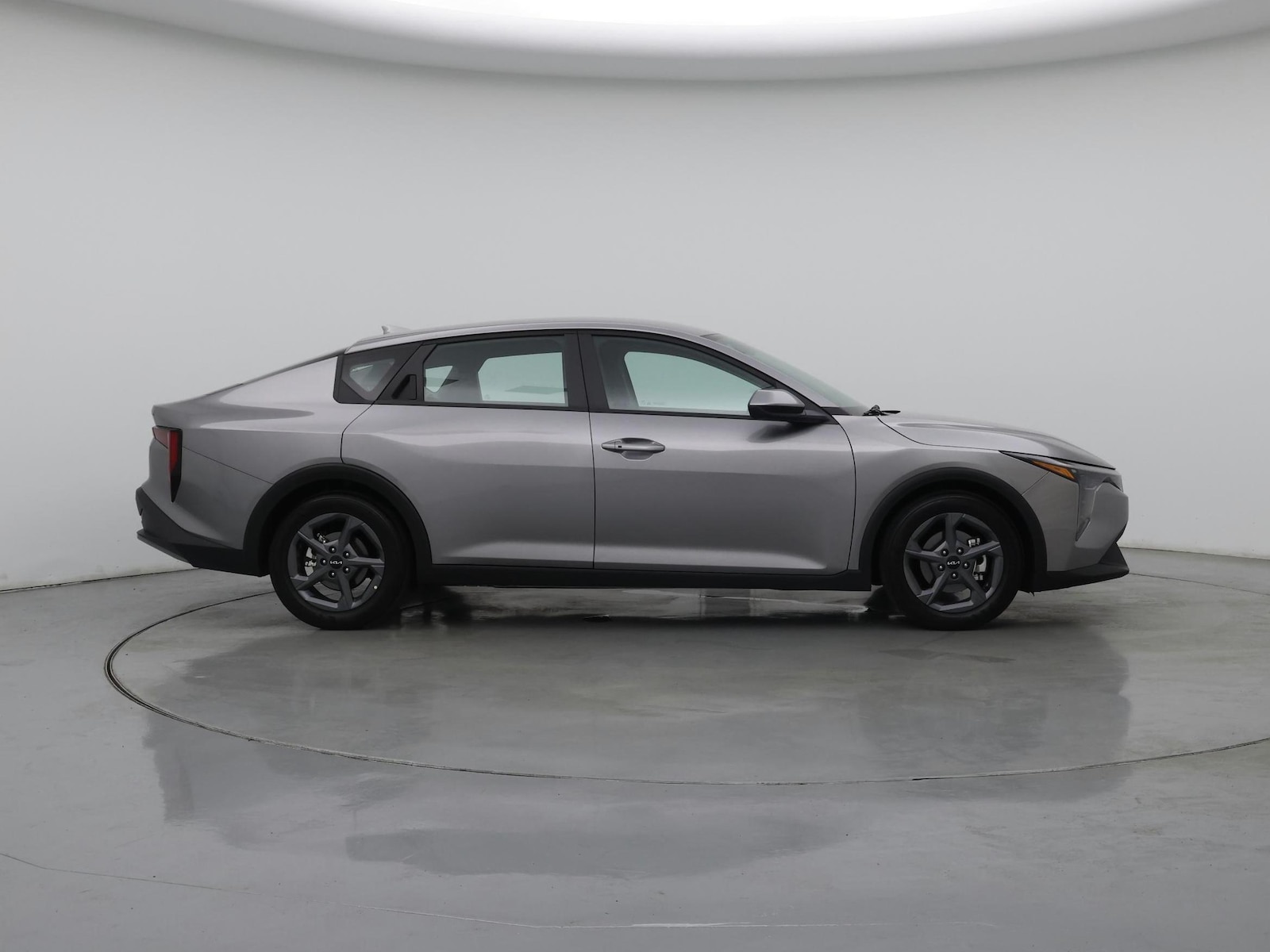 2025 Kia K4 LXS - Photo 8