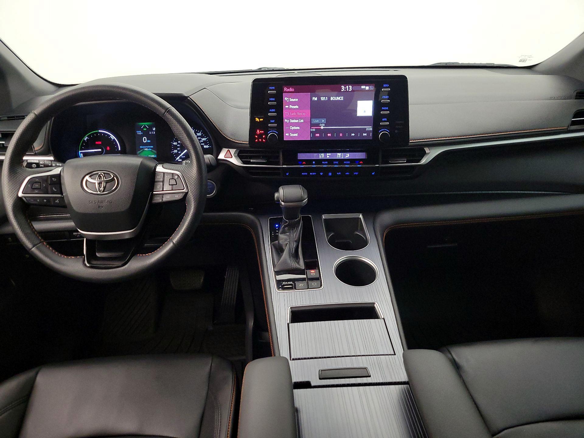Thumbnail: 2022 Toyota Sienna - 9