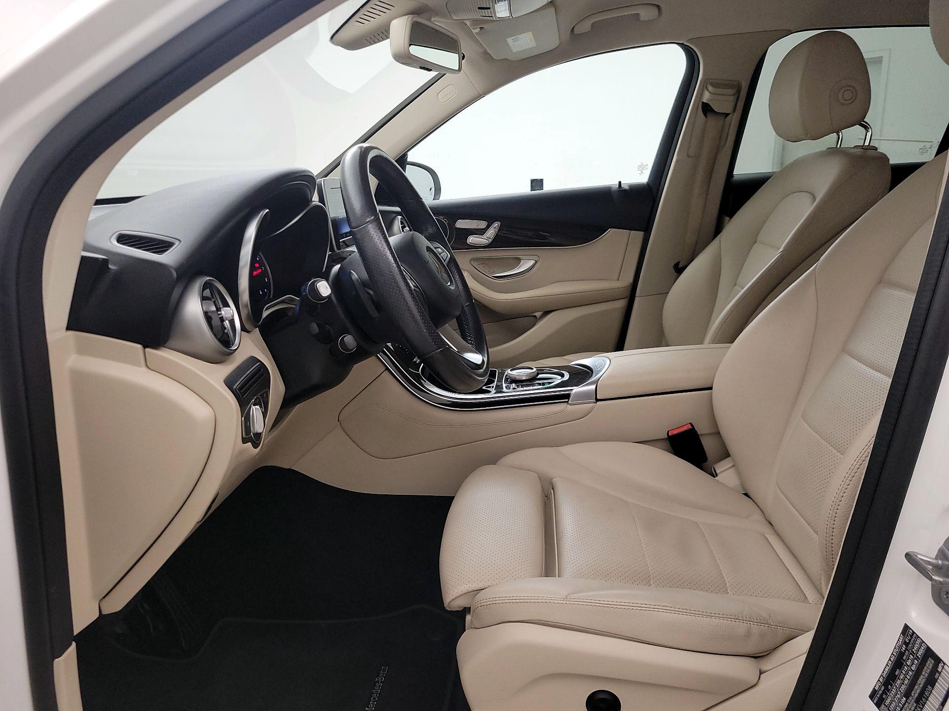Thumbnail: 2019 Mercedes-Benz GLC - 11