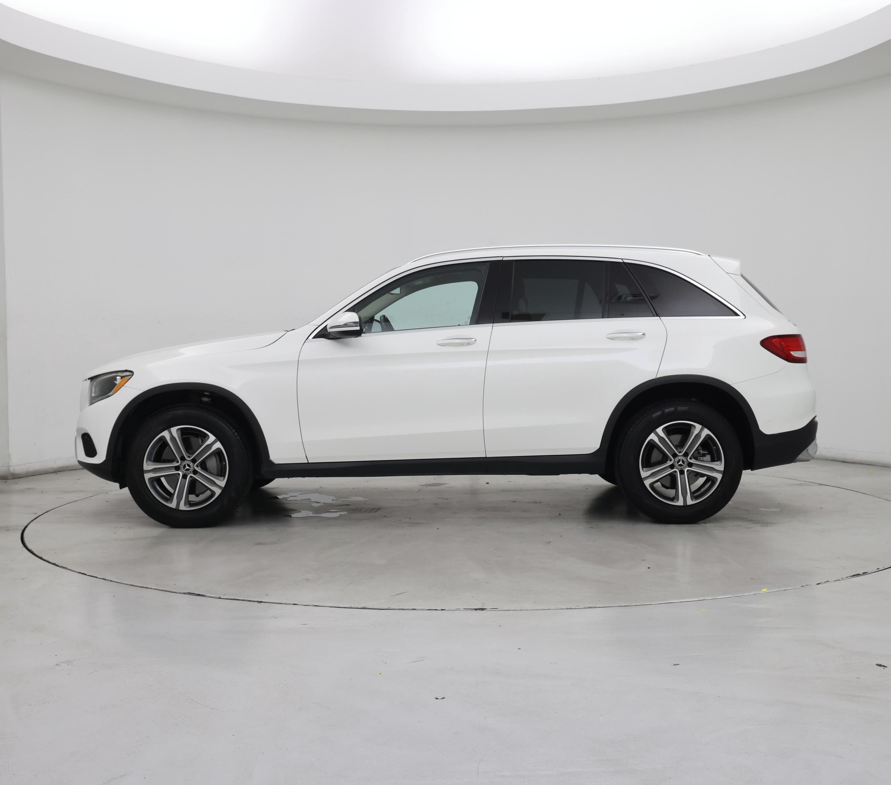 Thumbnail: 2019 Mercedes-Benz GLC - 3