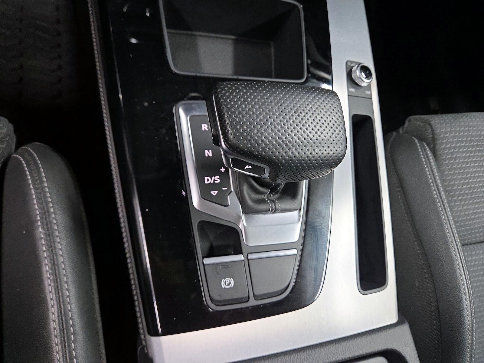 2021 Audi Q5 Premium Plus - Photo 19
