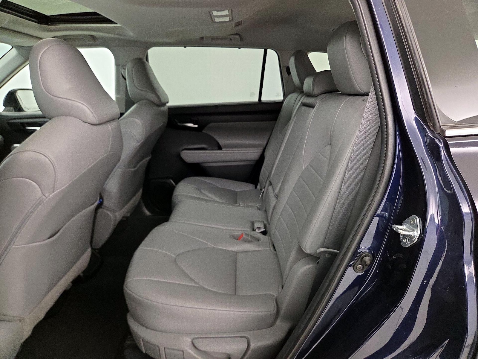 2021 Toyota Highlander XLE - Photo 22