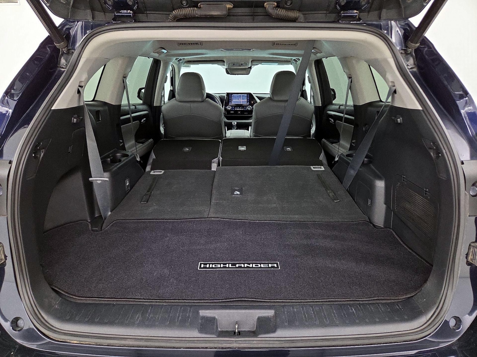 2021 Toyota Highlander XLE - Photo 25