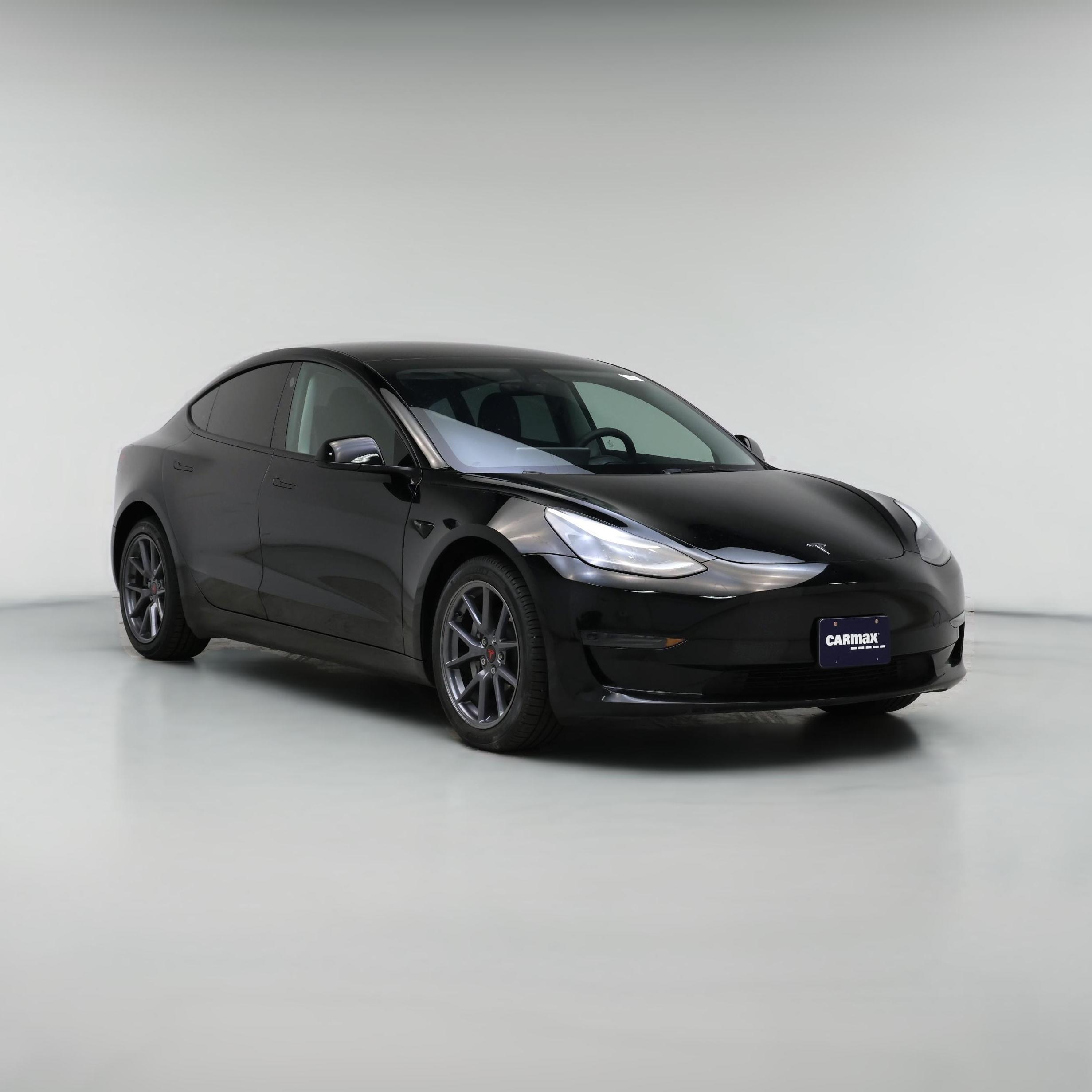 Thumbnail: 2023 Tesla Model 3 - 1