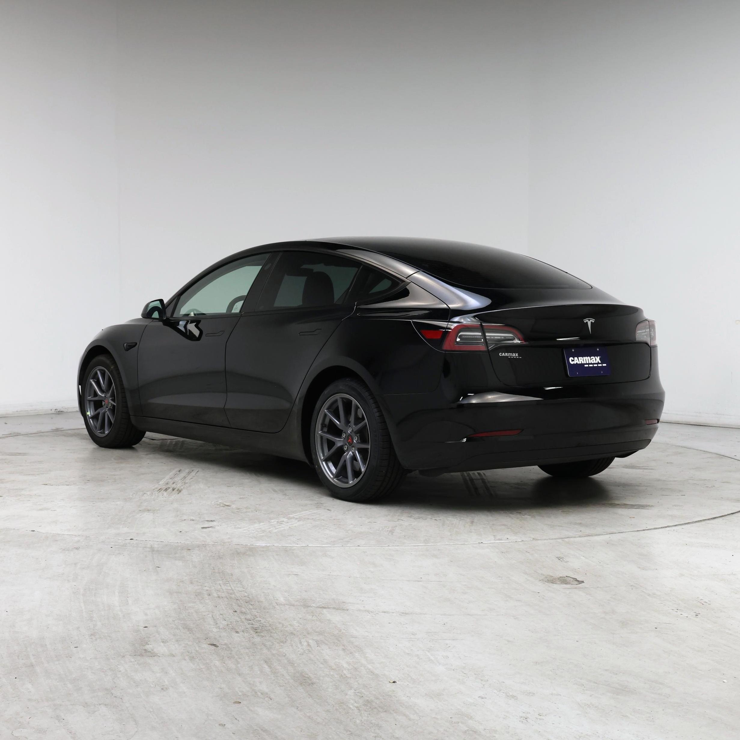 Thumbnail: 2023 Tesla Model 3 - 2